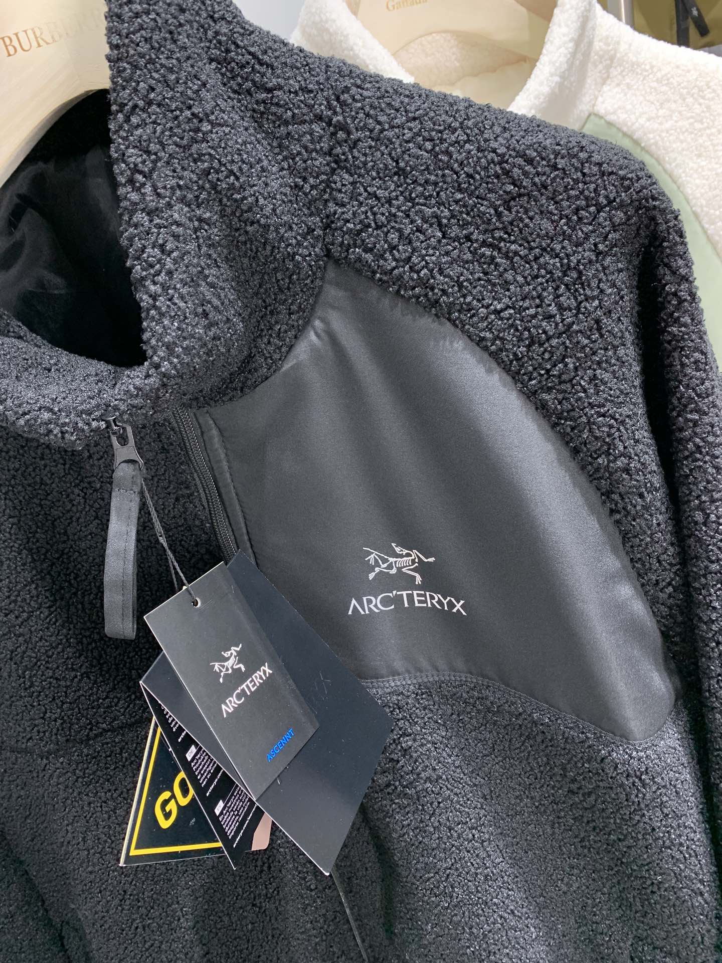 210 ARC'TERYX/始祖鸟 爆火户外品牌