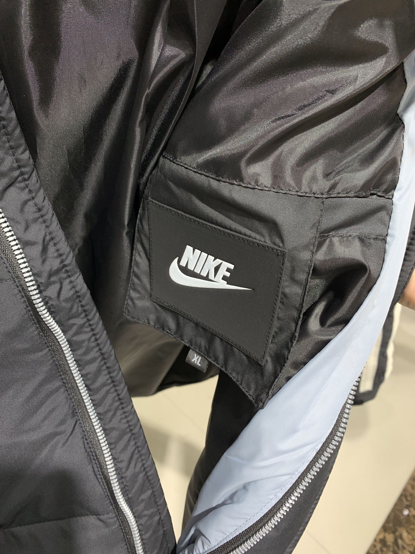 235 耐克 Nike 冬季新品 爆款轻薄羽绒外套90绒