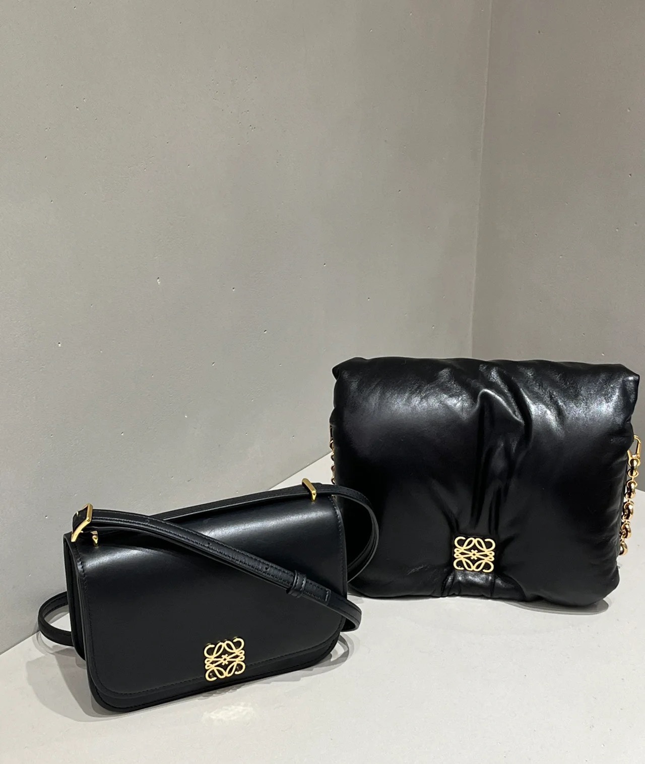 NO:341870,LOEW When Goya gets fat, the whole feels invincible, Puffer Goya handbag    ,loewe19860909LOEW 当Goya胖了以后 整个手感无敌好,Puffer Goya手袋    ,Bag