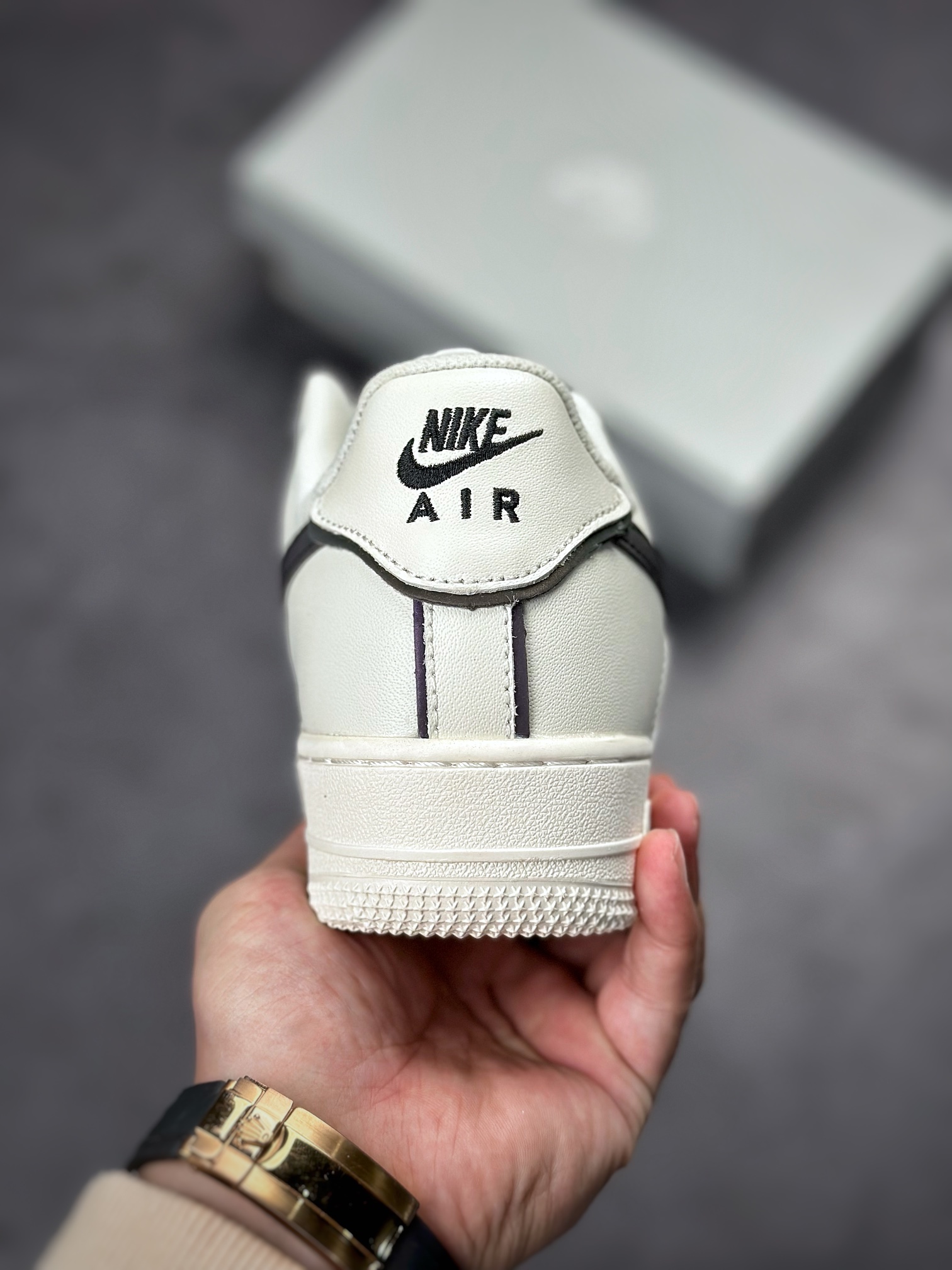 Nike Air Force 1 Low 07 Bright Daredevil BQ0086-365-Top High Quatity Cheap Sneakers Fashion Clothing Clothes Bags handbags Shoes of all Brand wholesale With The best Quality And Beautiful Price from China Factory Chinese suppliers wholesaler seller Nike Air Force 1 Low 07 Bright Daredevil BQ0086-365