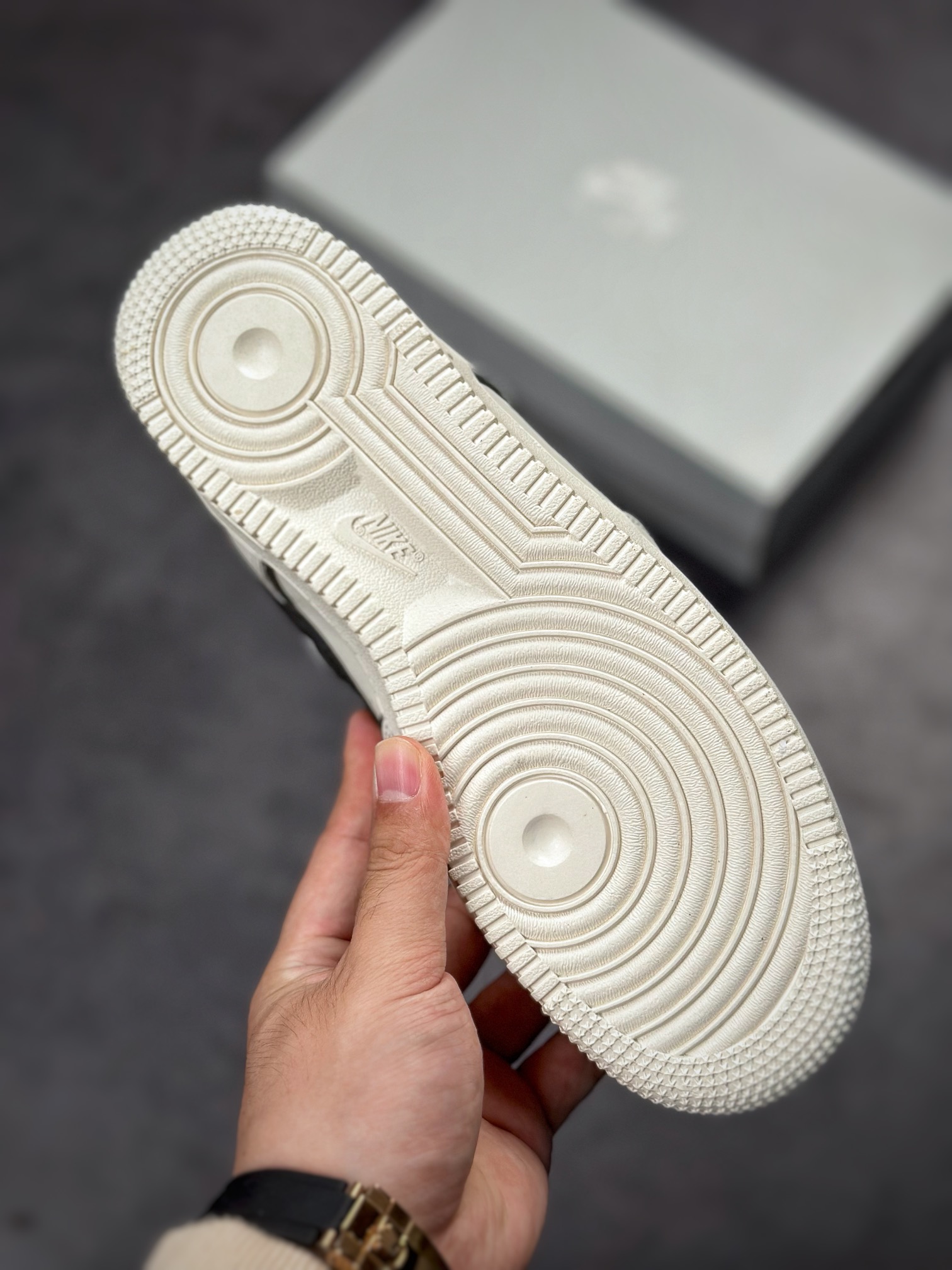 Nike Air Force 1 Low 07 Bright Daredevil BQ0086-365-Top High Quatity Cheap Sneakers Fashion Clothing Clothes Bags handbags Shoes of all Brand wholesale With The best Quality And Beautiful Price from China Factory Chinese suppliers wholesaler seller Nike Air Force 1 Low 07 Bright Daredevil BQ0086-365