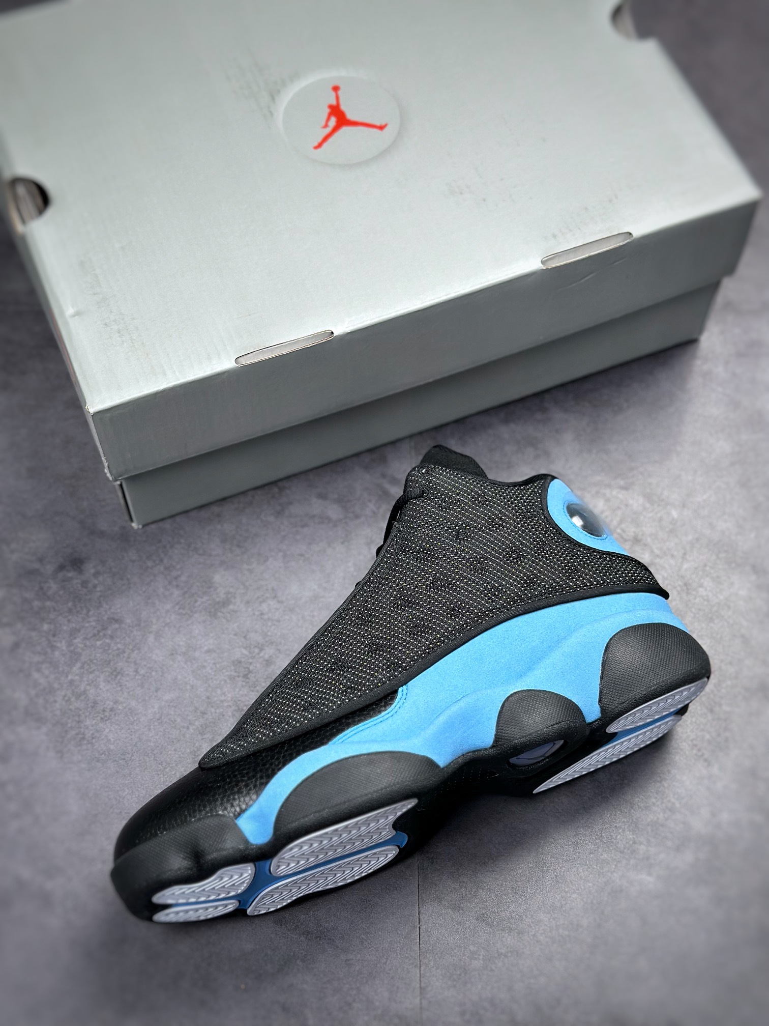 Pure original 3D real cat's eye Dongguan factory produced Air Jordan 13 AJ13 ”University Blue” big snow blue DJ5982-041