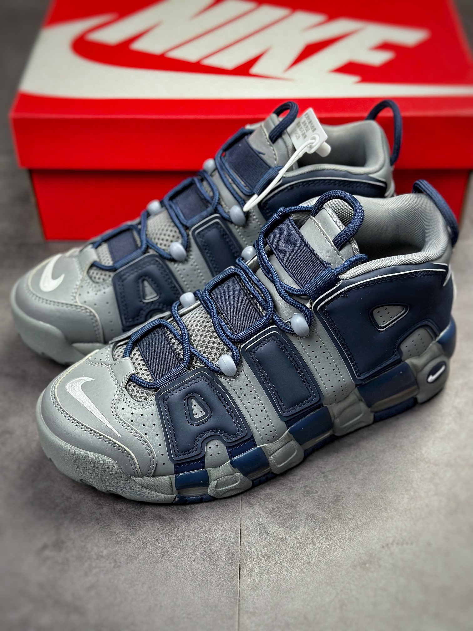 PP version Air More Uptempo midnight blue 921948-003