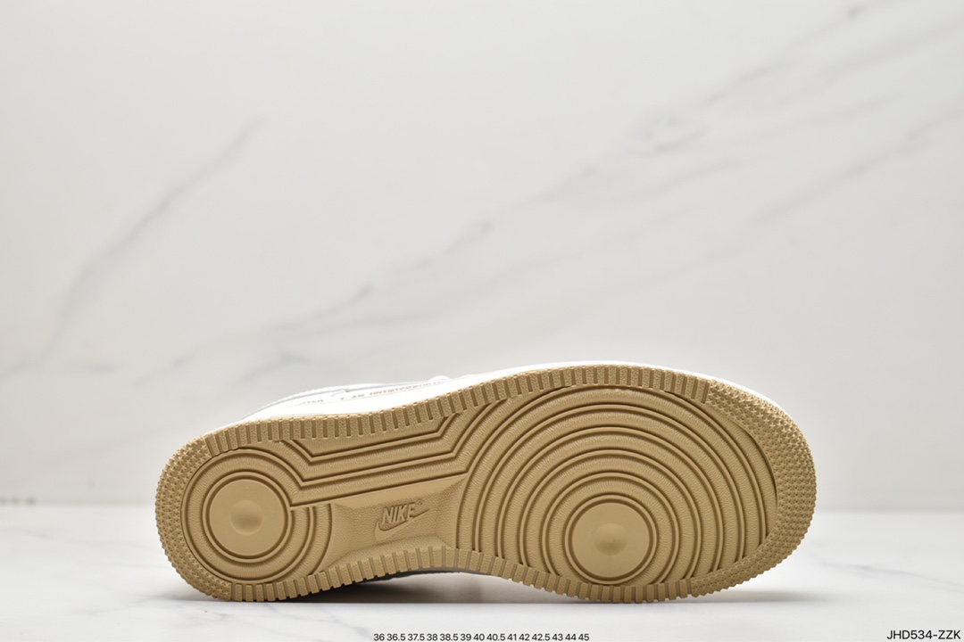 190  Uninterrupted×Nike Air Forece 1 ”MORE THAN” “卡其签名涂鸦”满天星UN0824-332
