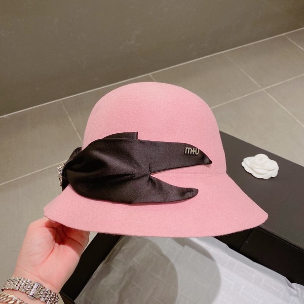 MiuMiu Hats Bucket Hat Straw Hat Luxury Fashion Replica Designers Black Pink Wool Fall/Winter Collection