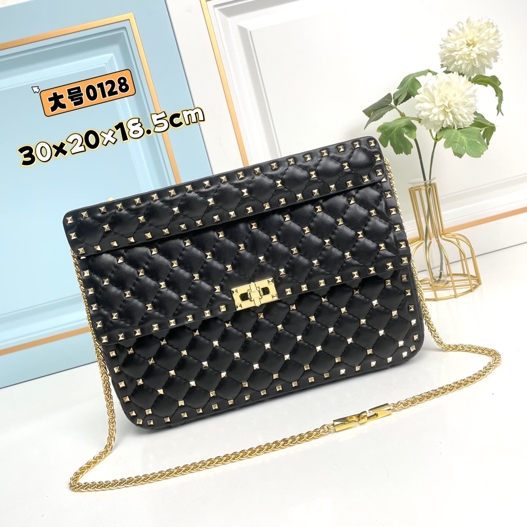 升级版 大号［羊皮］Valentino GARAVANI ROCKSTUD SPIKE  包袋采用柔软🇦