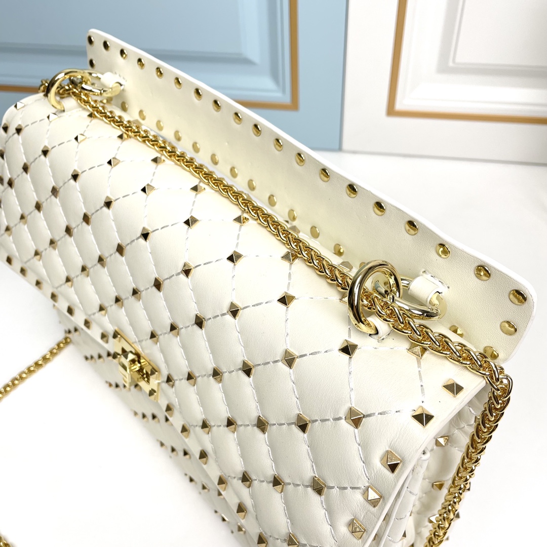 升级版 大号［羊皮］Valentino GARAVANI ROCKSTUD SPIKE  包袋采用柔软🇦