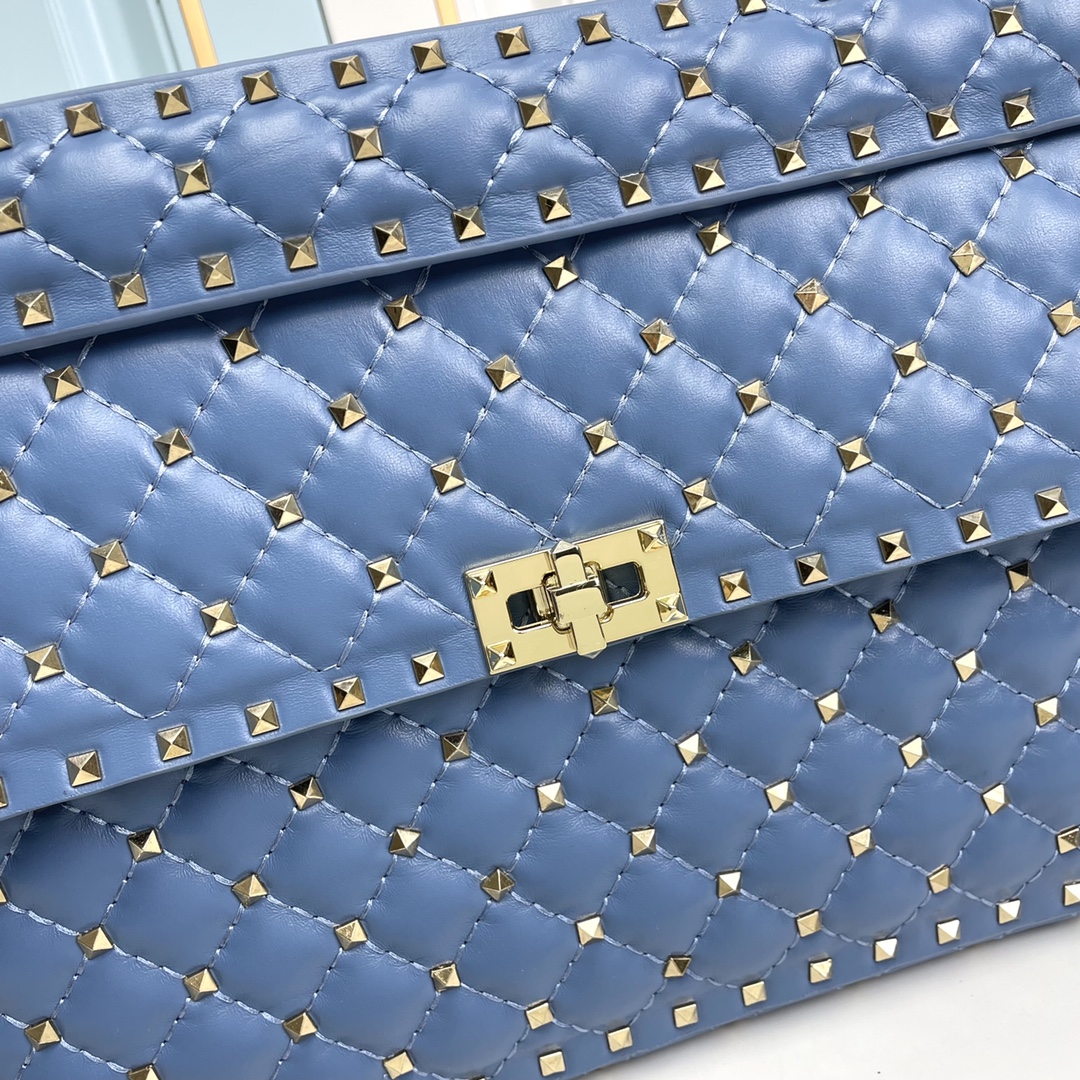 升级版 大号［羊皮］ Valentino GARAVANI ROCKSTUD SPIKE  包袋采用柔软🇦🇷羊皮制造  