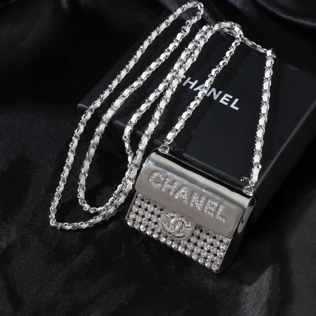 小香Chanel新款包包项链专柜同步