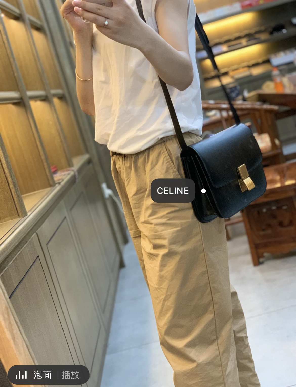 Celine Product _dttqfWOV4mtqNs8UKVvwDsEzf3t8wmn-VnWax9w