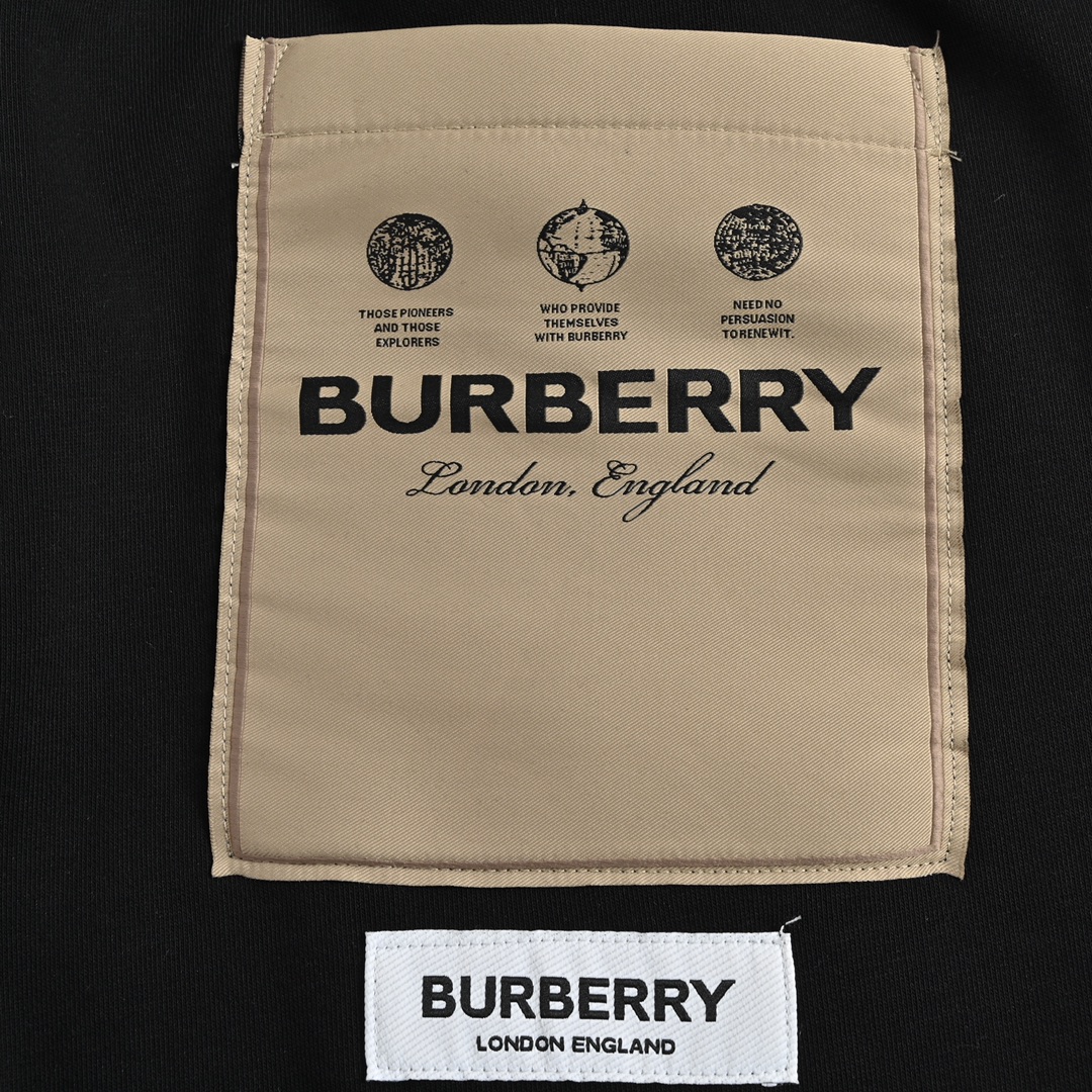 280 Burberry /巴宝莉 22Fw 后背标签贴布长裤