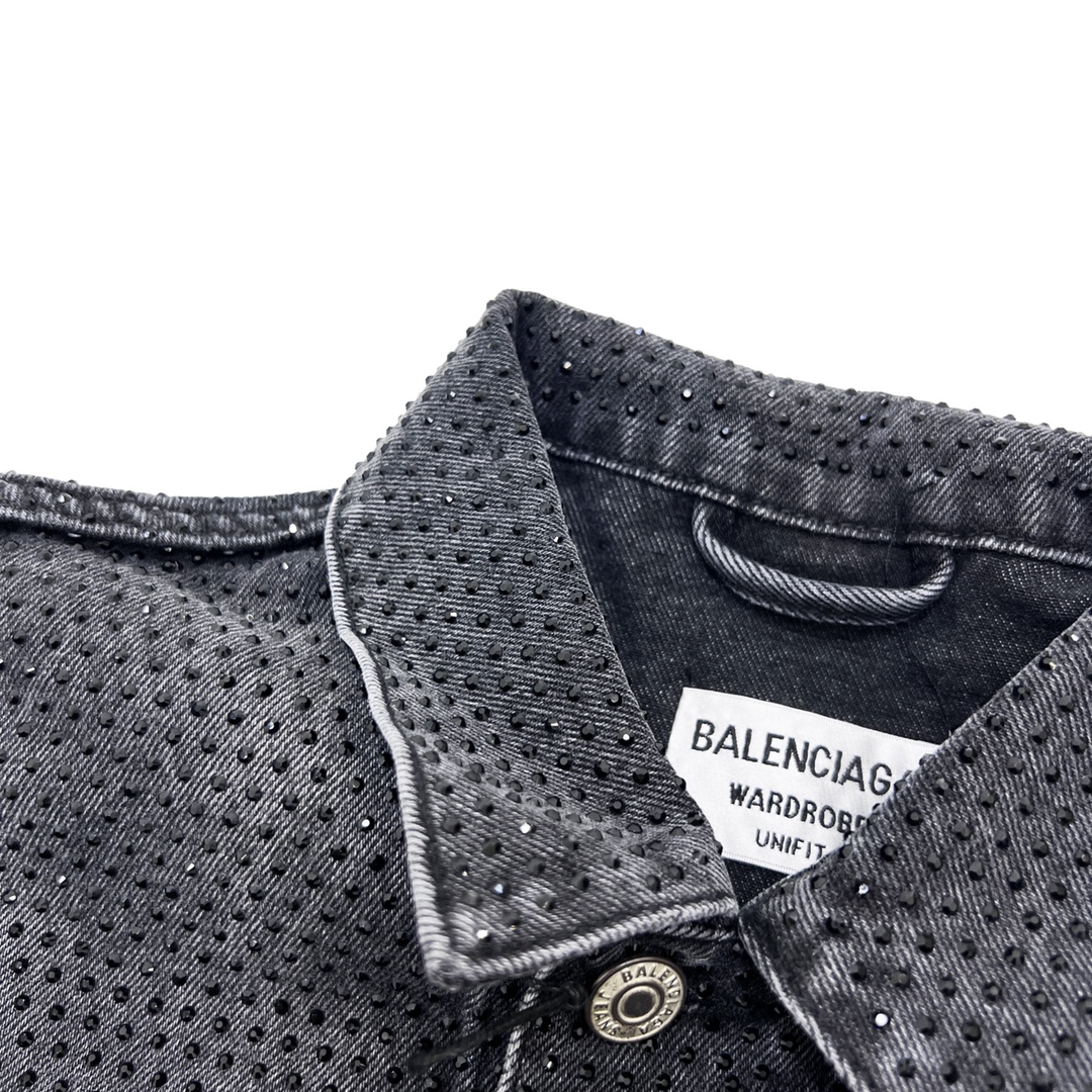 470 Balenciaga/巴黎世家 22fw 满烫钻牛仔外套