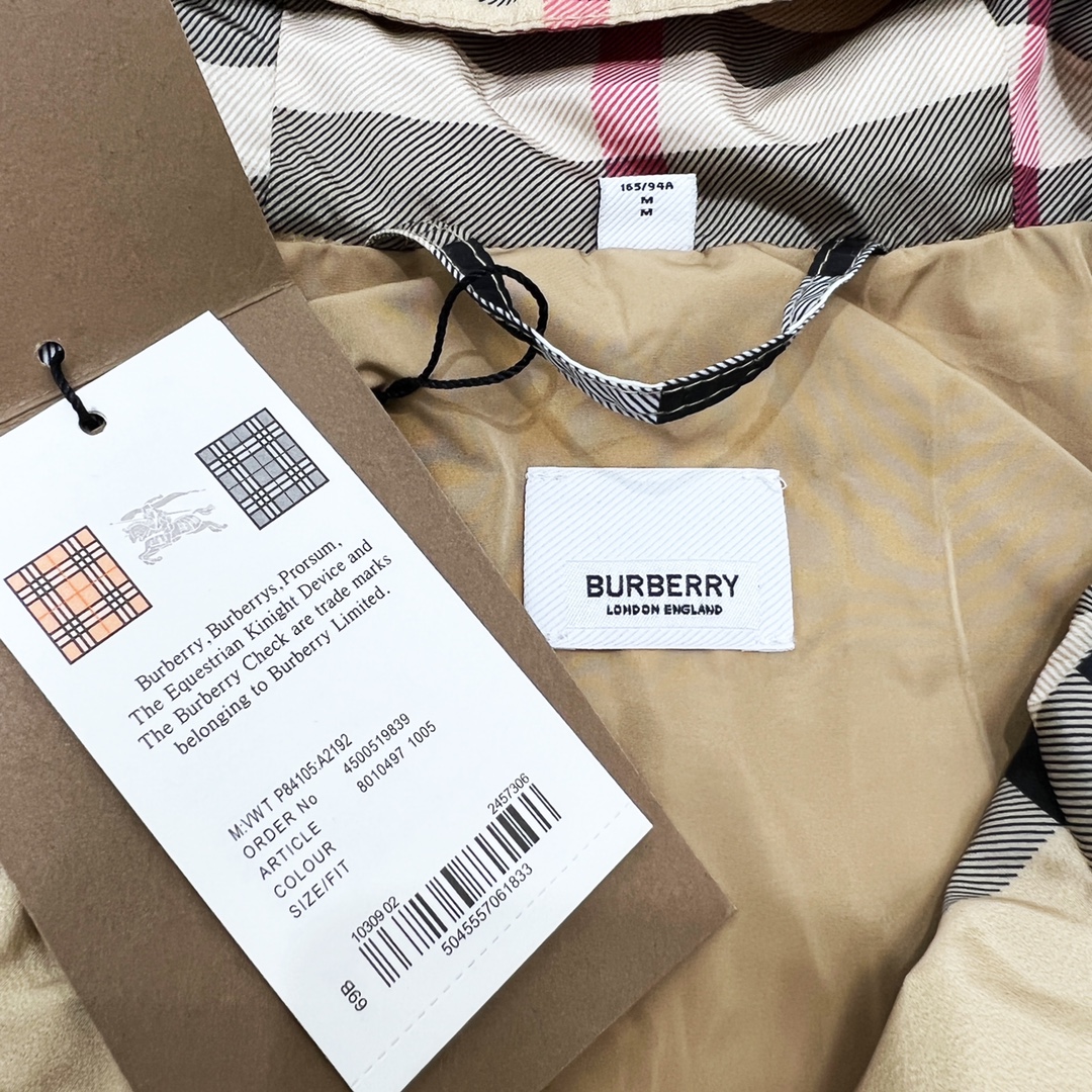 Burberry/巴宝莉 22FW 格纹厚胶字母拉链连帽夹克外套