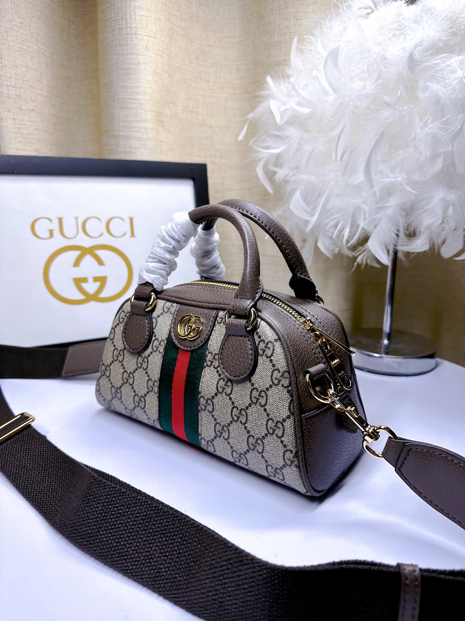 Gucci Ophidia迷你GG手提包 - アイコニックなGG Supremeデザイン