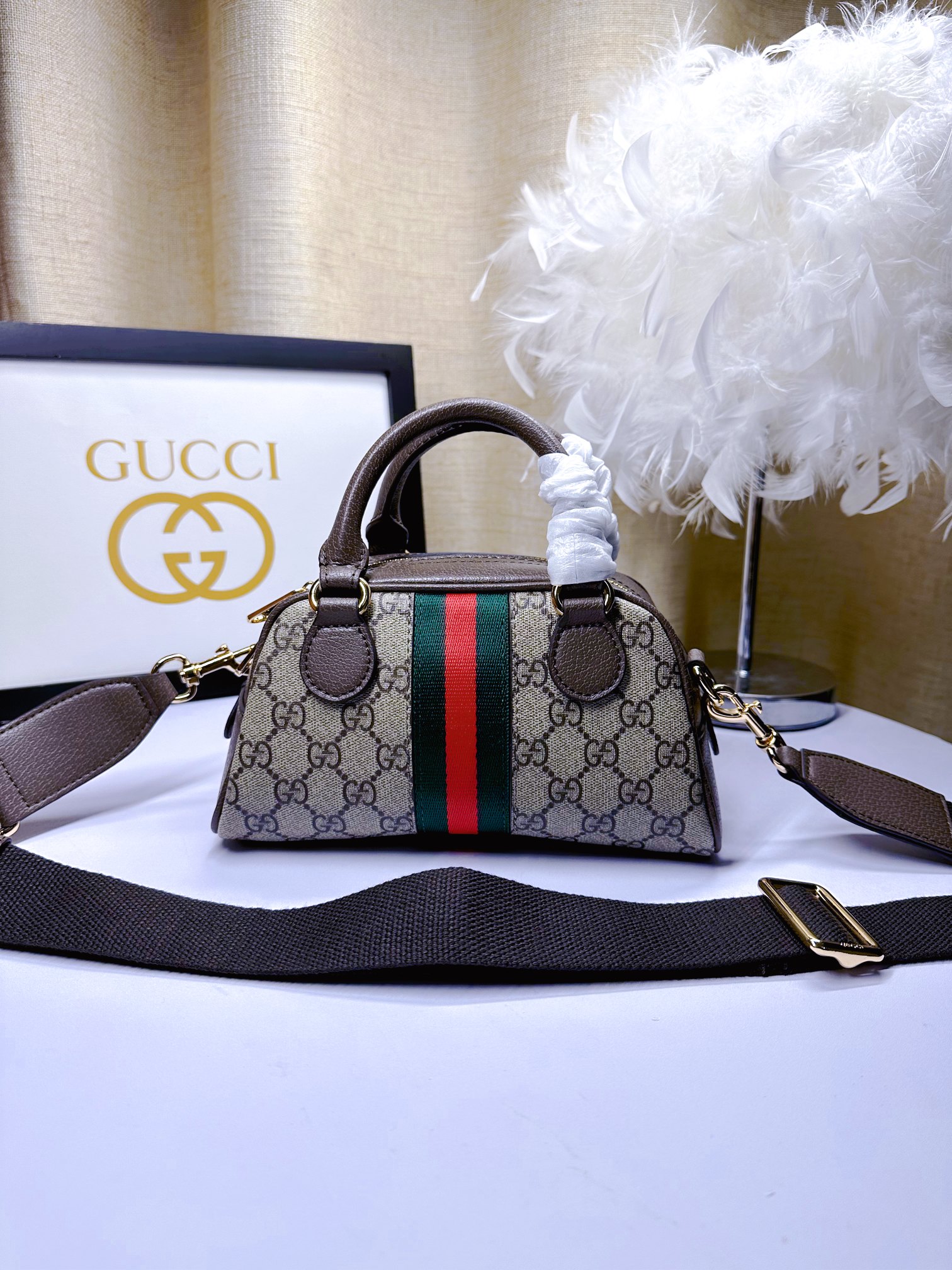 Gucci Ophidia迷你GG手提包 - アイコニックなGG Supremeデザイン