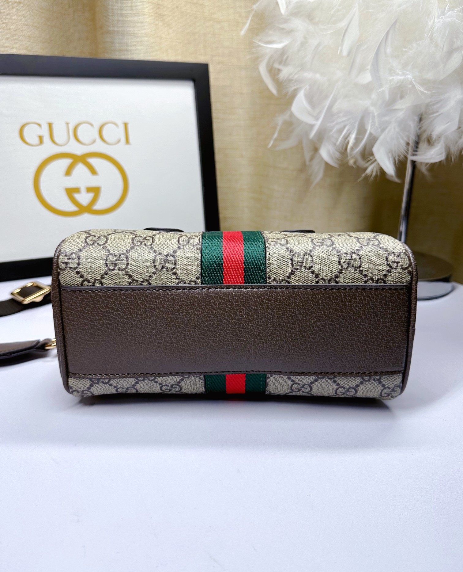 Gucci Ophidia迷你GG手提包 - アイコニックなGG Supremeデザイン