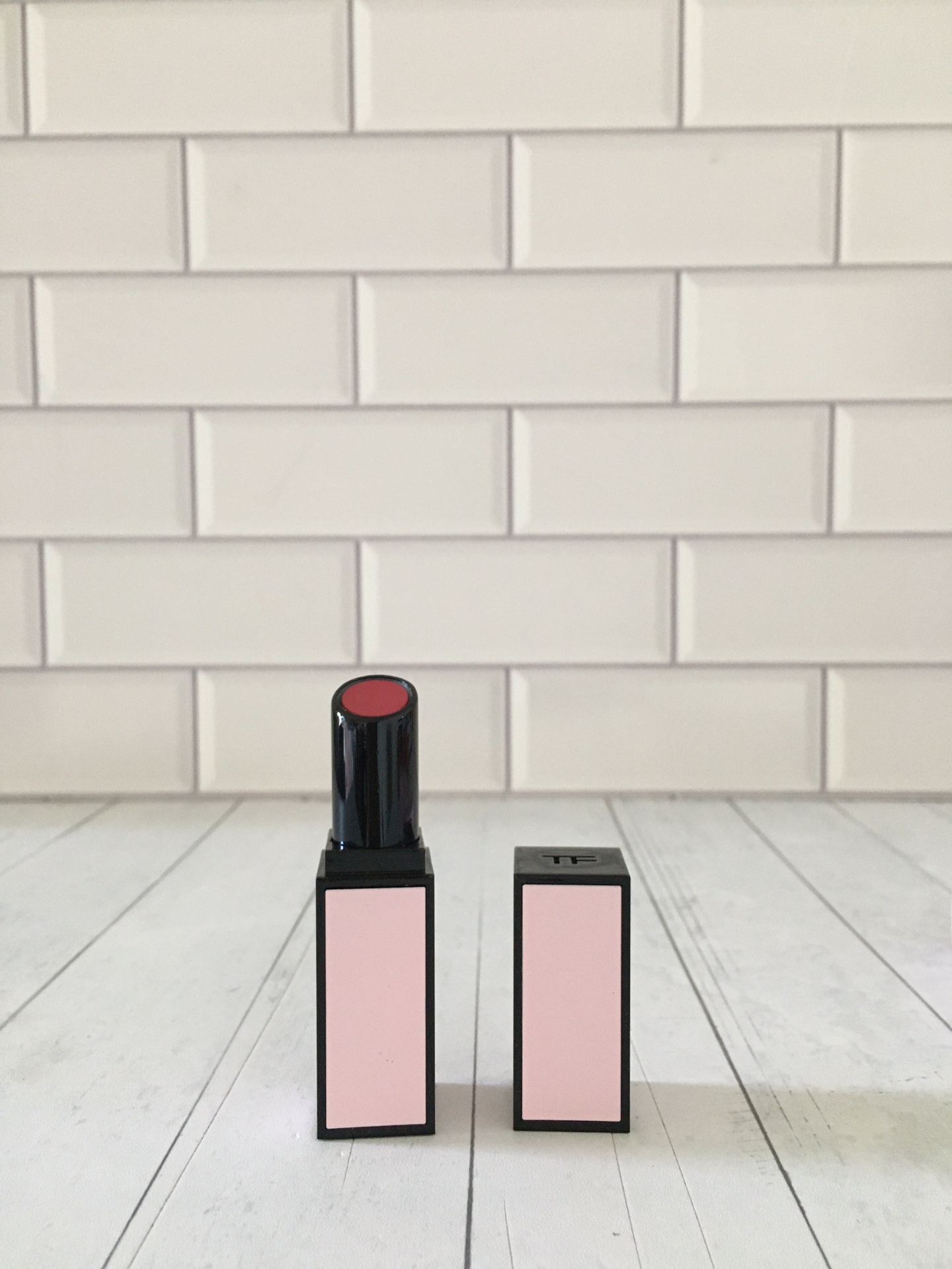 Tom Ford Lip Color Satin Matte - 26 To Die For - Peach Rose 3 i1669355697 3506 2