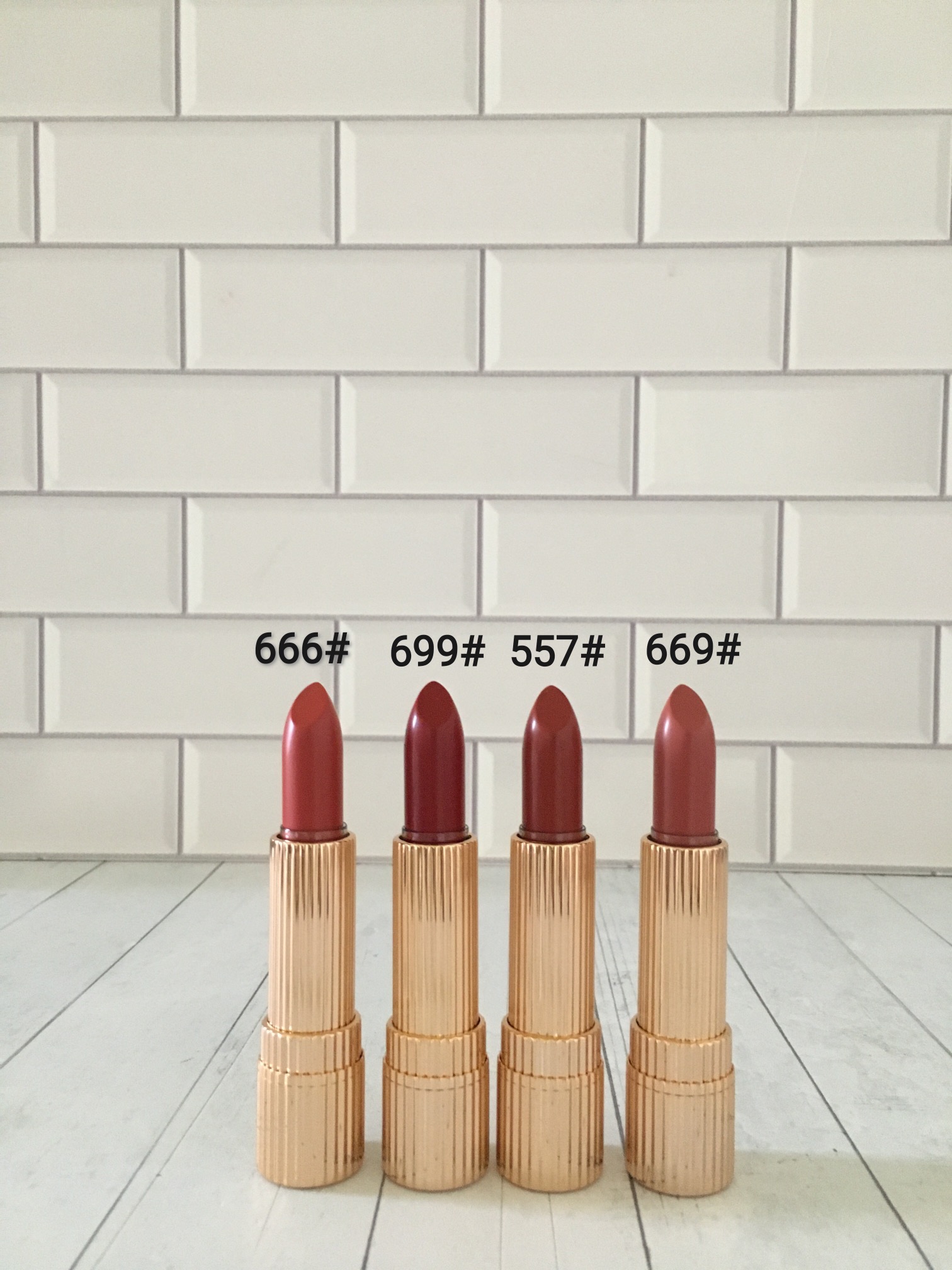 Estee Lauder Pleated Small Gold Tube Lipstick - Four Color Shades 3 i1669355793 5971 2