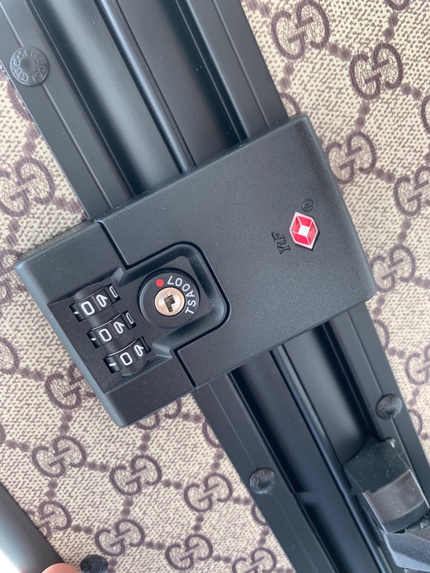 Gucc.i Gou Qi Suitcases/Stickboxes Collection: Stylish, Powerful, Classic. - 图片 5