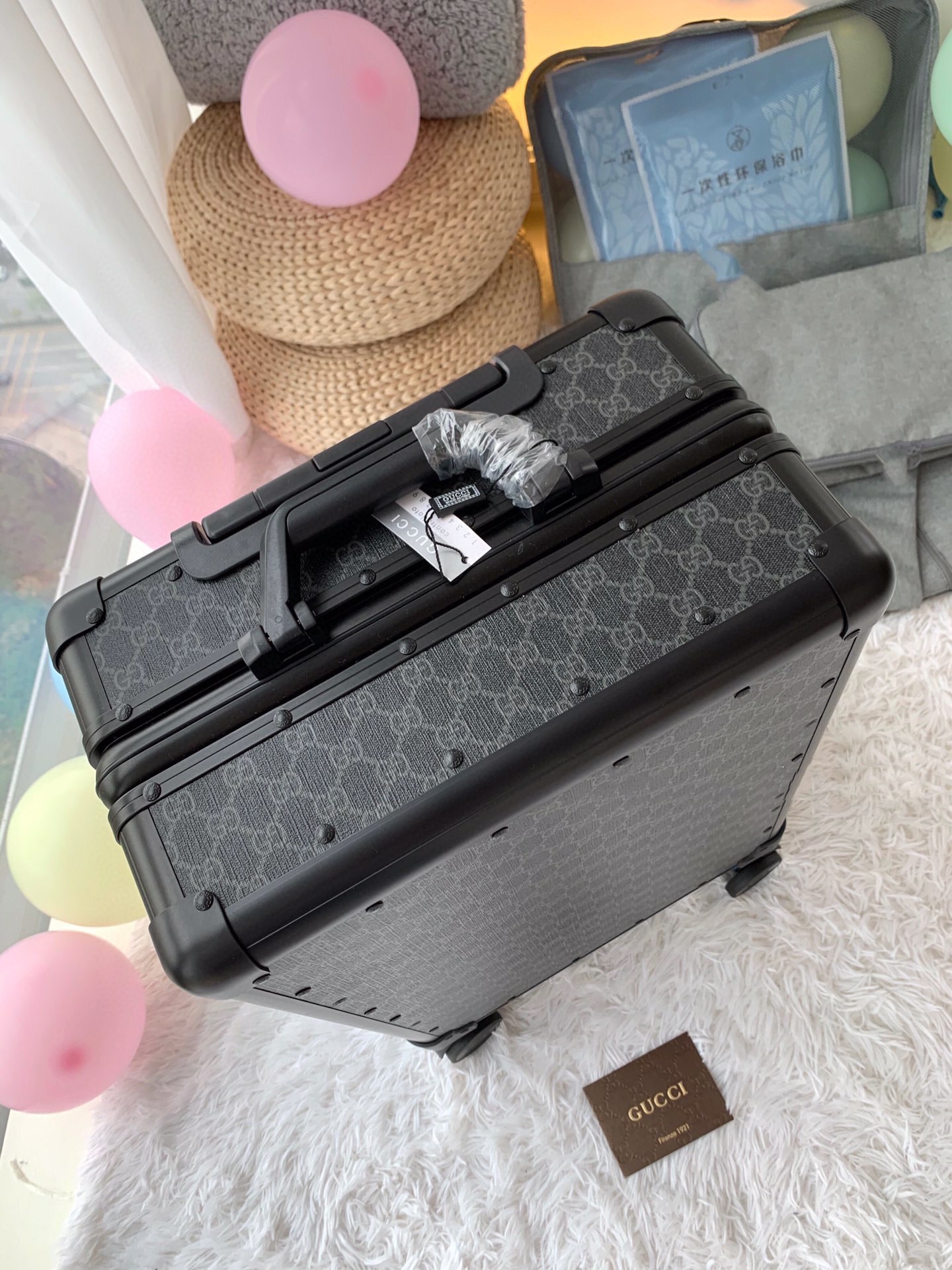 Gucc.i Gou Qi Suitcases: New Collection with Unique Style and Strength - 图片 4