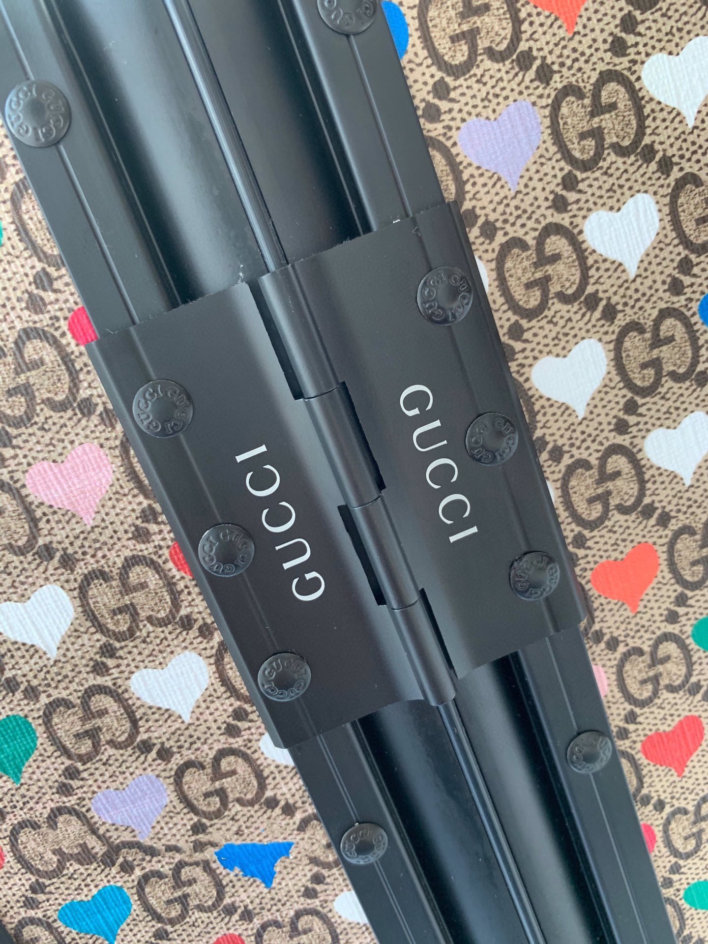 Gucci Gou Qi Suitcases: Retro Style with Classic Double G Flower Design - 图片 6