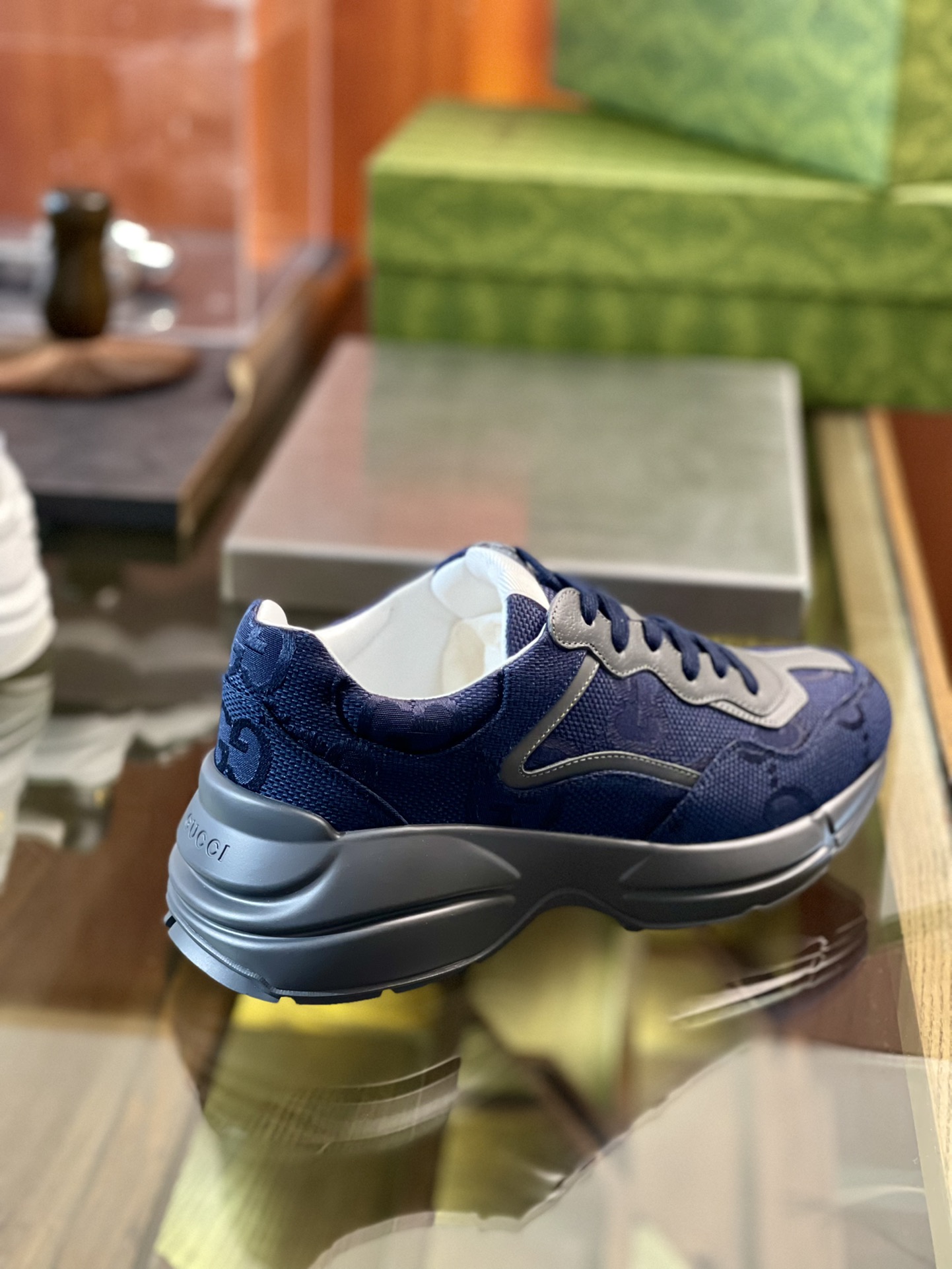 NO:272227,Gucci Rhyton sneakers. Dad shoes size; 35~45 raw leather material cowhide 