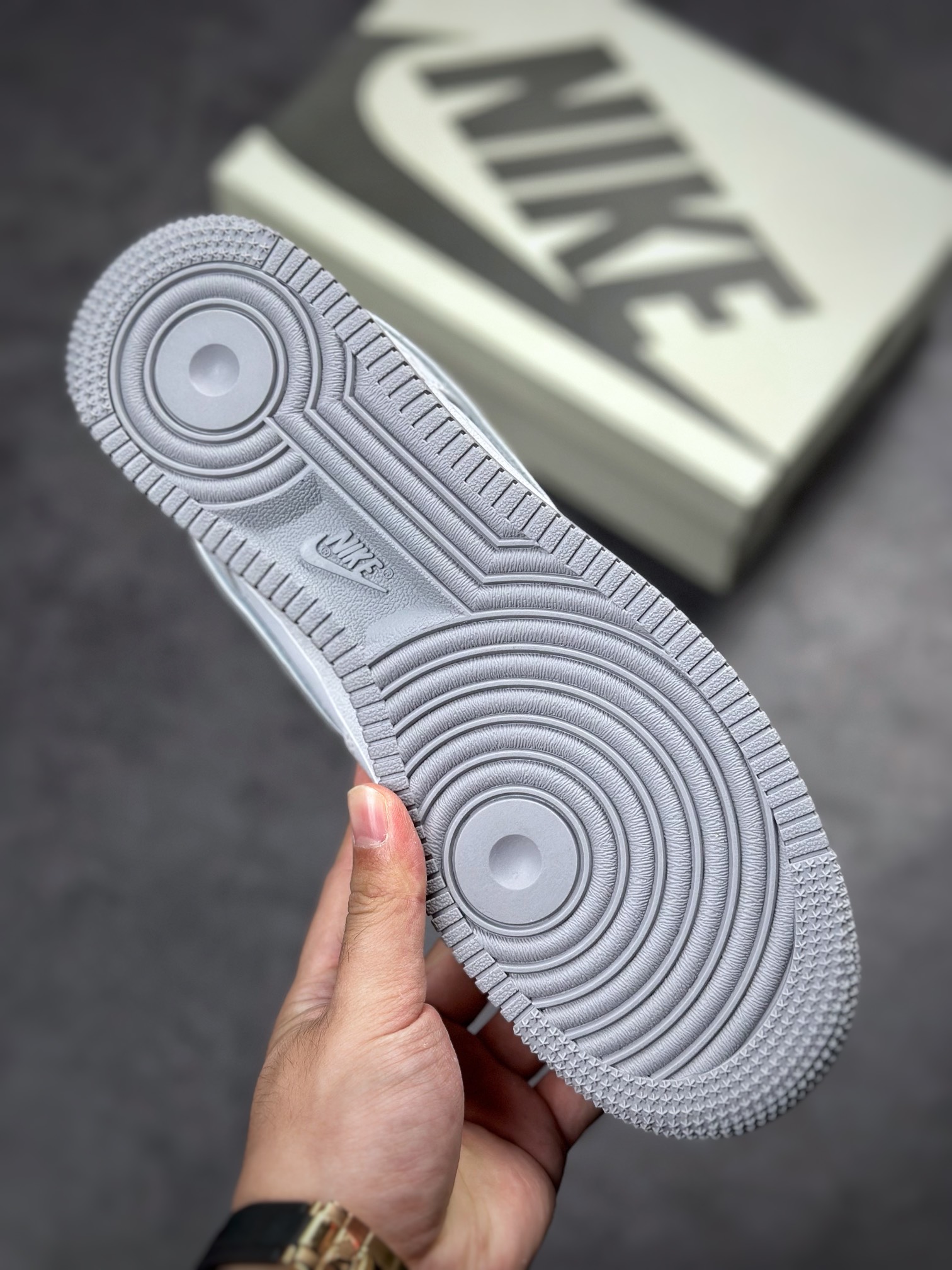 Nike Air Force 1 Low 07 LV Joint DR9868-200-Top High Quatity Cheap Sneakers Fashion Clothing Clothes Bags handbags Shoes of all Brand wholesale With The best Quality And Beautiful Price from China Factory Chinese suppliers wholesaler seller Nike Air Force 1 Low 07 LV Joint DR9868-200