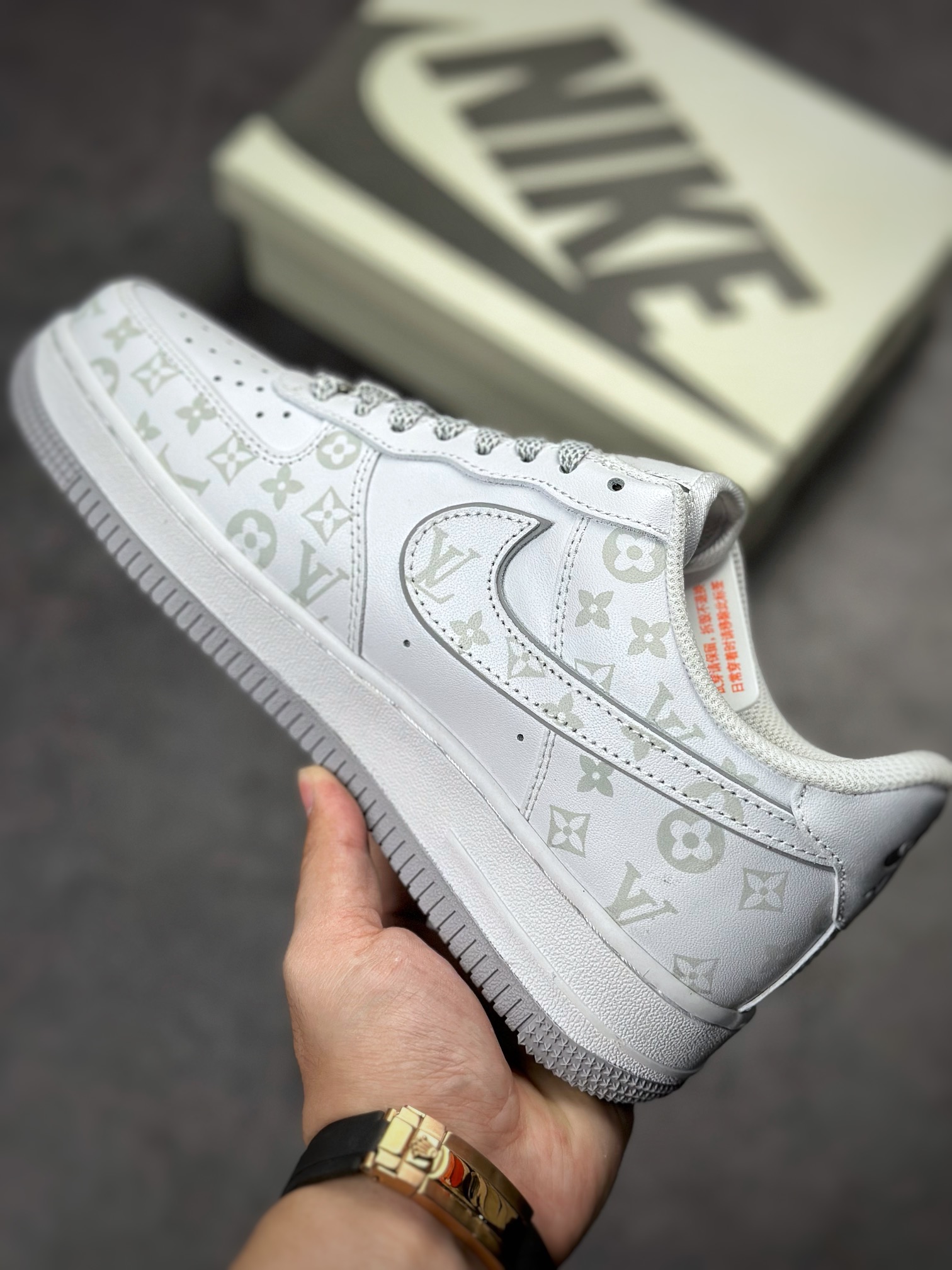 Nike Air Force 1 Low 07 LV Joint DR9868-200-Top High Quatity Cheap Sneakers Fashion Clothing Clothes Bags handbags Shoes of all Brand wholesale With The best Quality And Beautiful Price from China Factory Chinese suppliers wholesaler seller Nike Air Force 1 Low 07 LV Joint DR9868-200