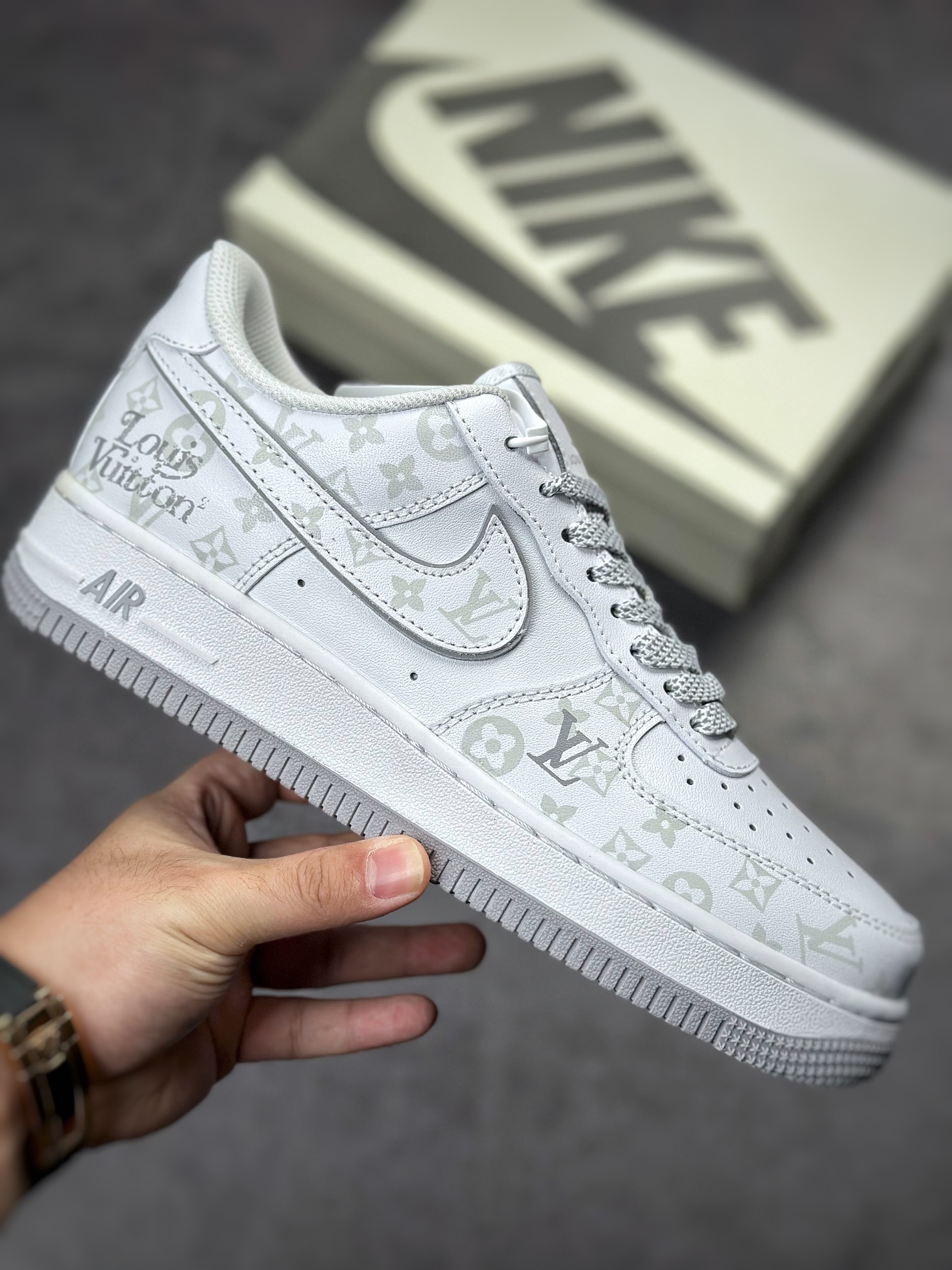 Nike Air Force 1 Low 07 LV Joint DR9868-200-Top High Quatity Cheap Sneakers Fashion Clothing Clothes Bags handbags Shoes of all Brand wholesale With The best Quality And Beautiful Price from China Factory Chinese suppliers wholesaler seller Nike Air Force 1 Low 07 LV Joint DR9868-200