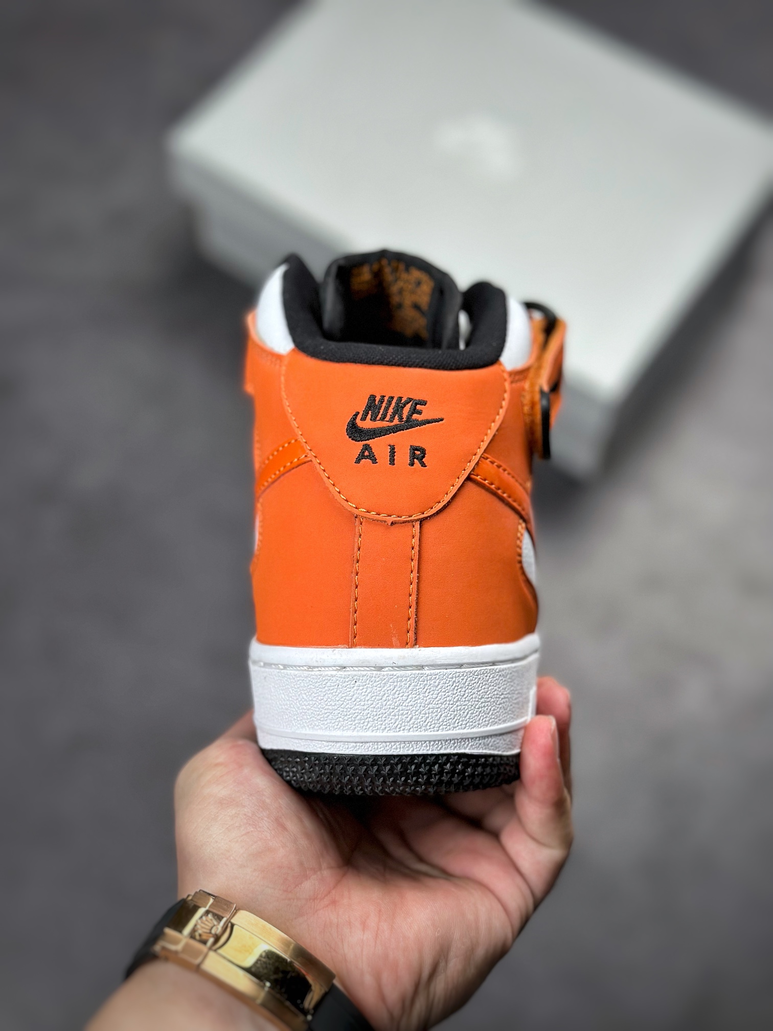 Nike Air Force 1 Mid black orange mid-top UT1192-006