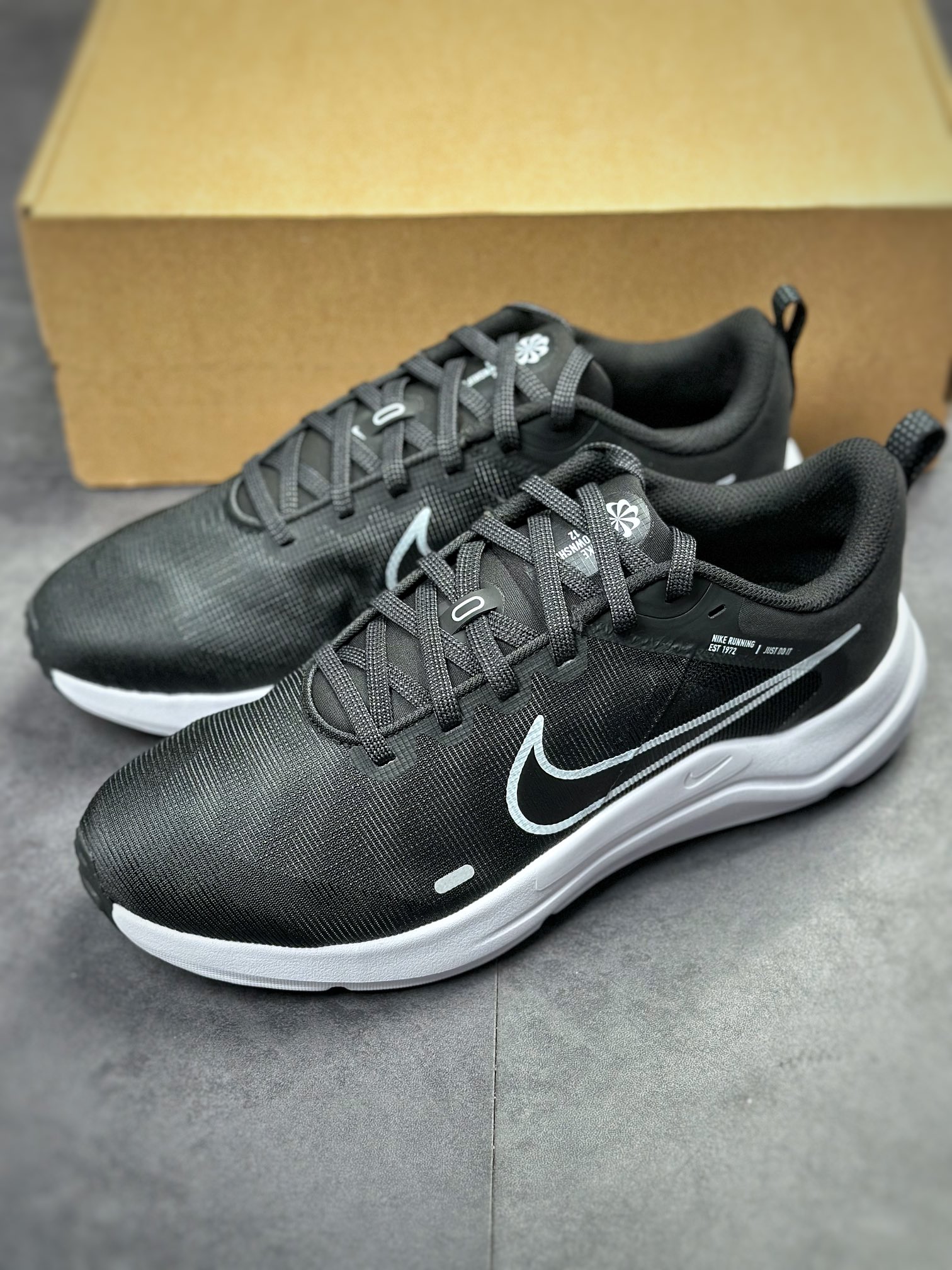 NIKE Downshifter 12 Mesh Ultralight Breathable Running Shoes DD9293-001