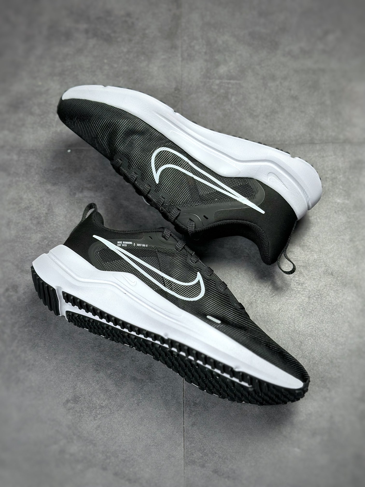 NIKE Downshifter 12 Mesh Ultralight Breathable Running Shoes DD9293-001