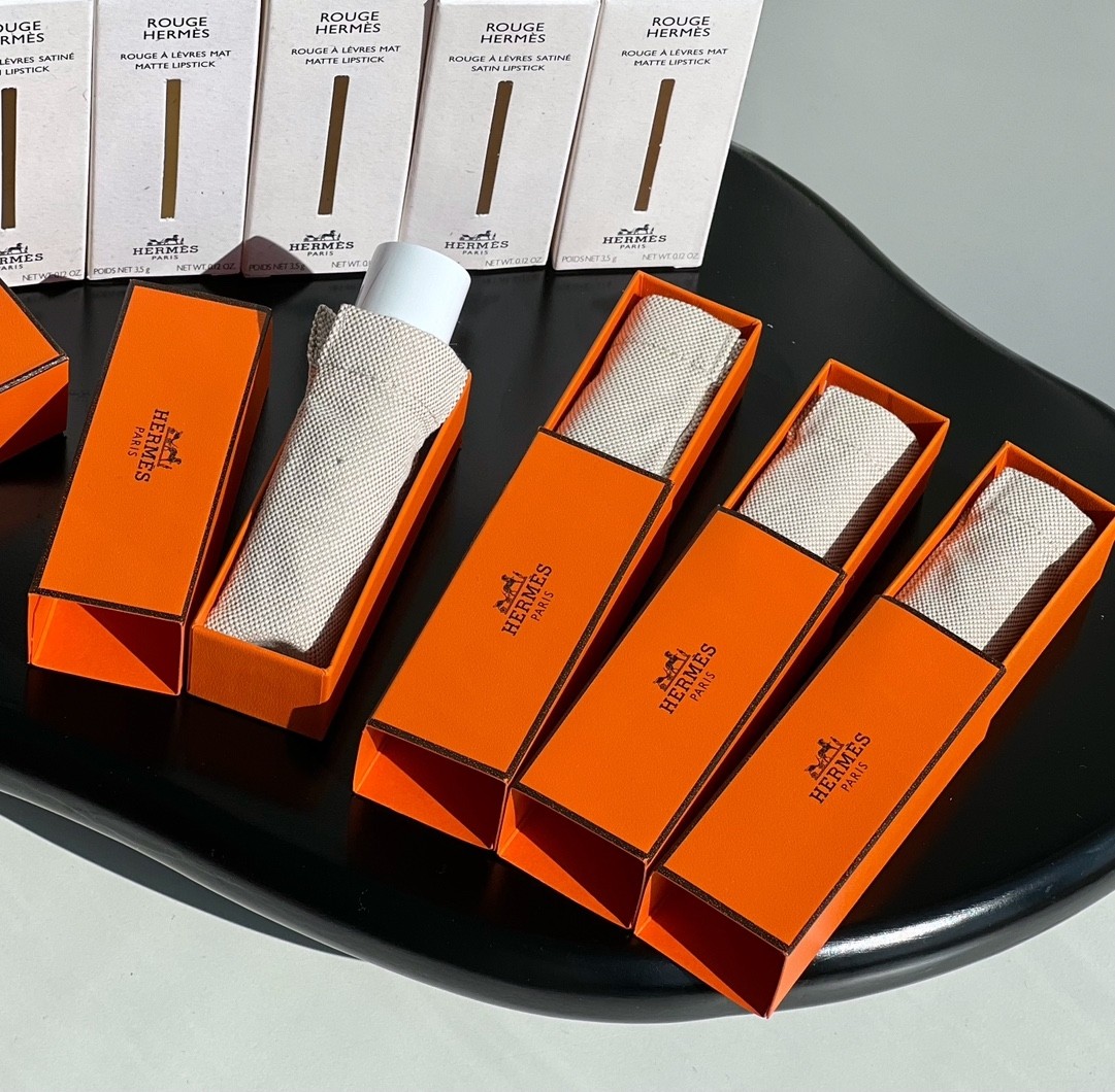 Hermès Haute Couture Couture Beauty Luxury Makeup Lipstick Foundation 2