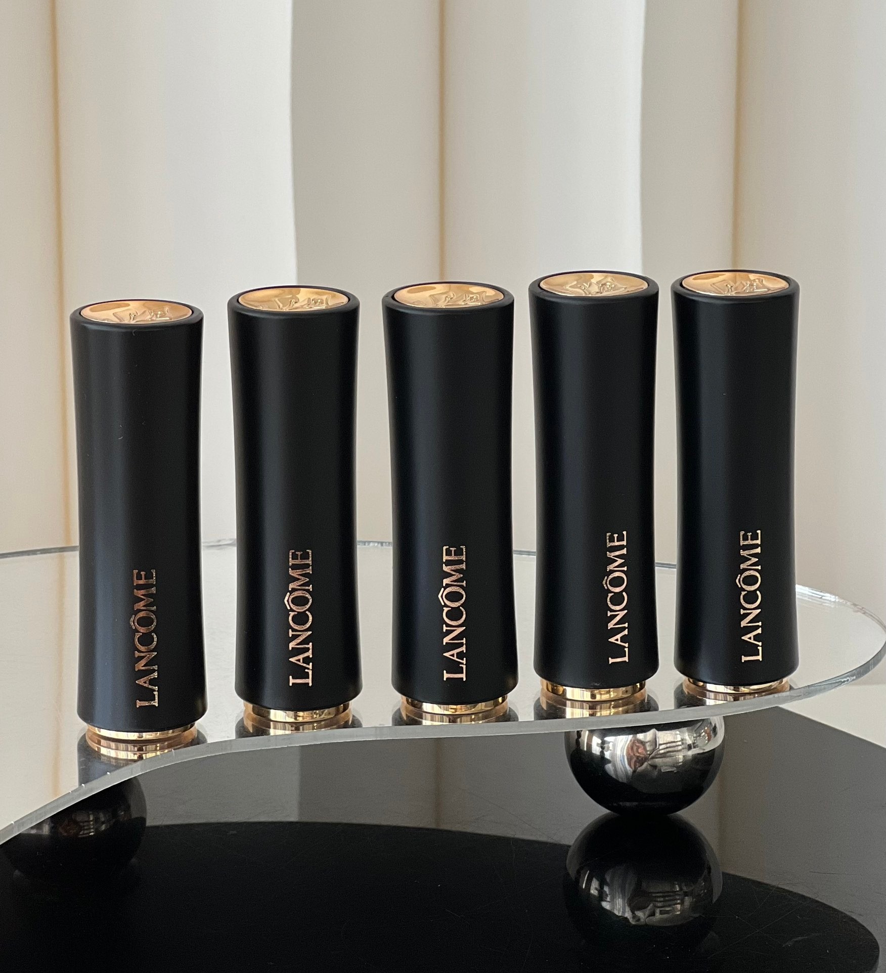 Louis Vuitton Haute Couture Couture Beauty Luxury Makeup Lipstick 4