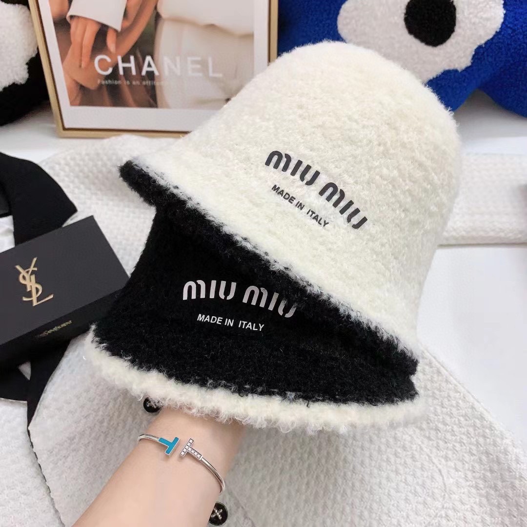 MiuMiu Hats Bucket Hat Lambswool Fall/Winter Collection
