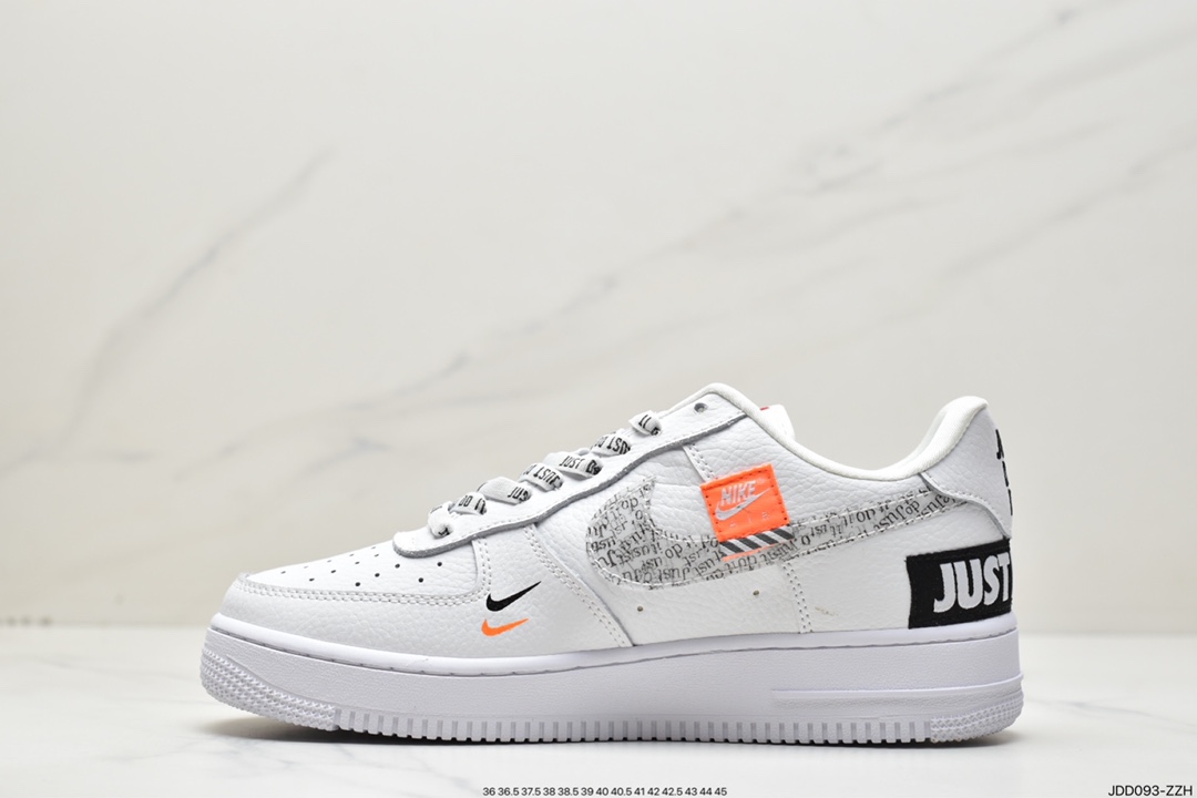 120 Air Force 1 ”Just Do It” 联名 鞋款整体以白色为主调AR7719-100