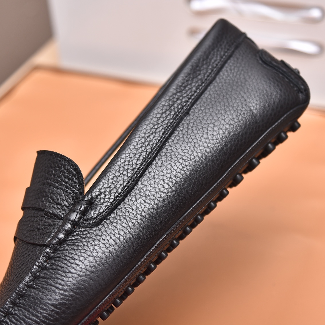 Precio de fábrica 【Tods】 zapatos de soja de los hombres Contador sincronizado nuevo Calidad de gama 