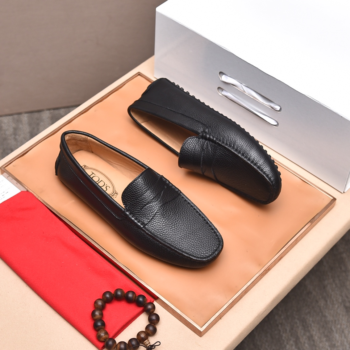 Precio de fábrica 【Tods】 zapatos de soja de los hombres Contador sincronizado nuevo Calidad de gama 