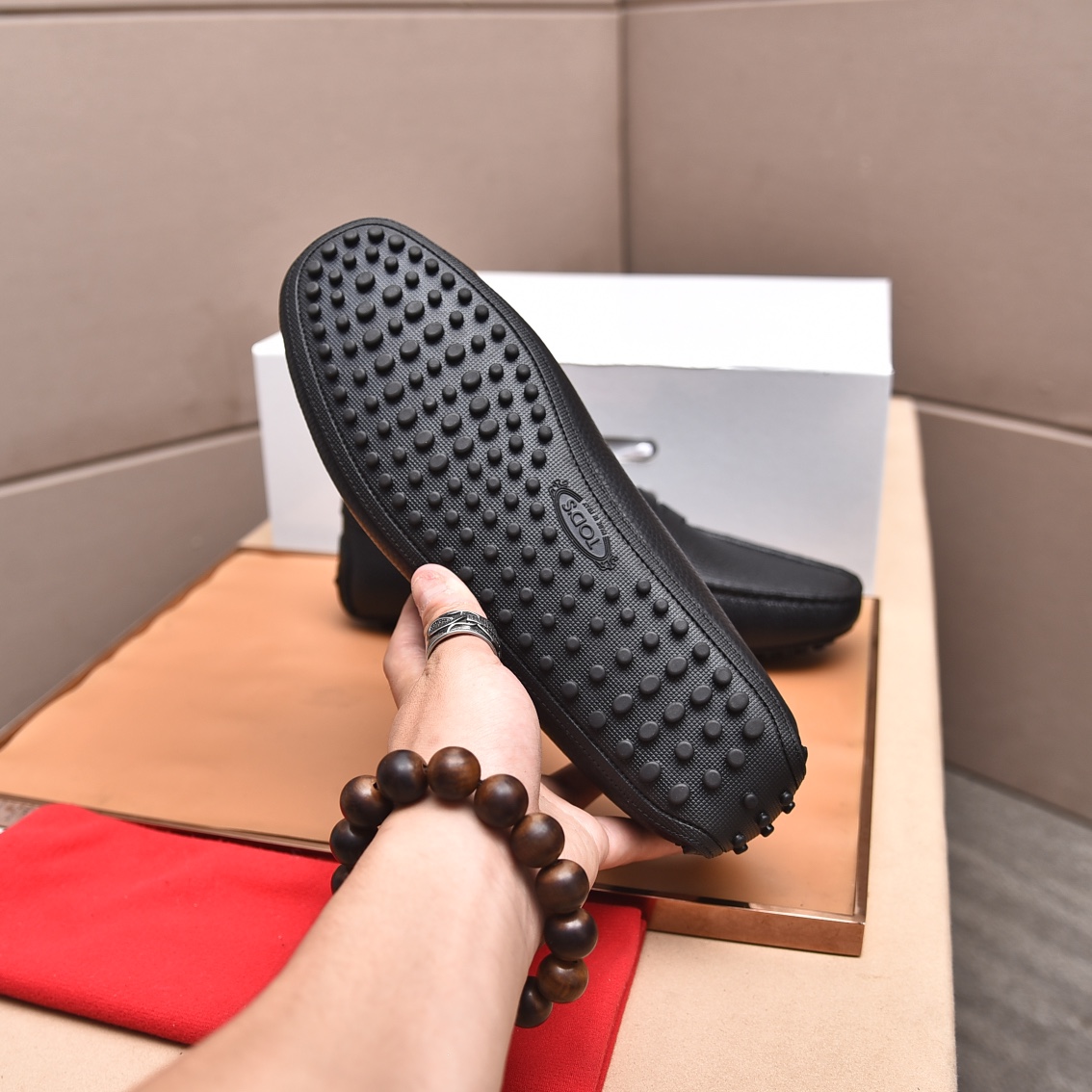 Precio de fábrica 【Tods】 zapatos de soja de los hombres Contador sincronizado nuevo Calidad de gama 
