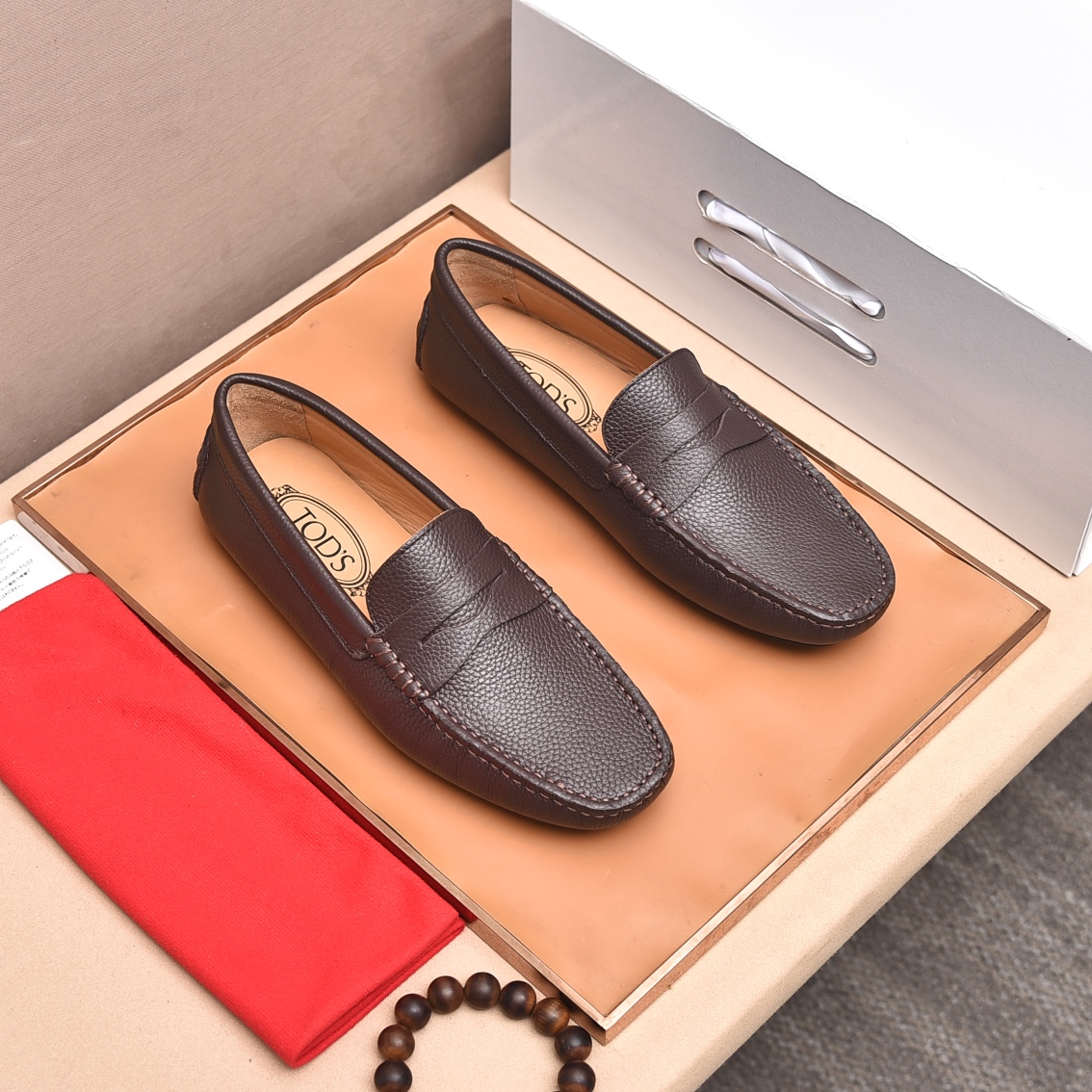 Precio de fábrica 【Tods】 zapatos de soja de los hombres Contador sincronizado nuevo Calidad de gama 