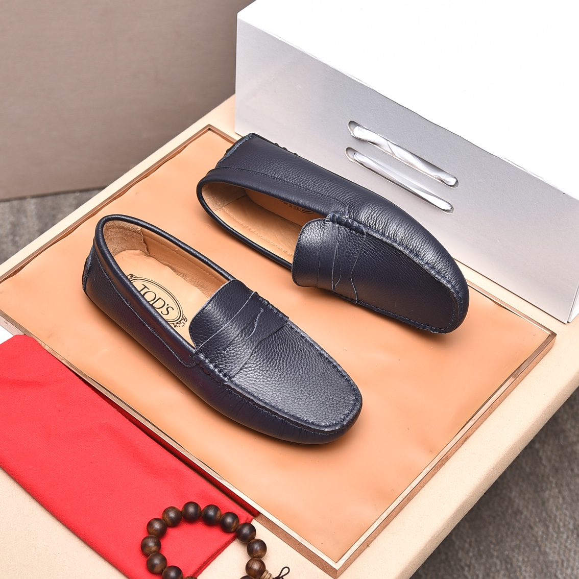 Precio de fábrica 【Tods】 zapatos de soja de los hombres Contador sincronizado nuevo Calidad de gama 