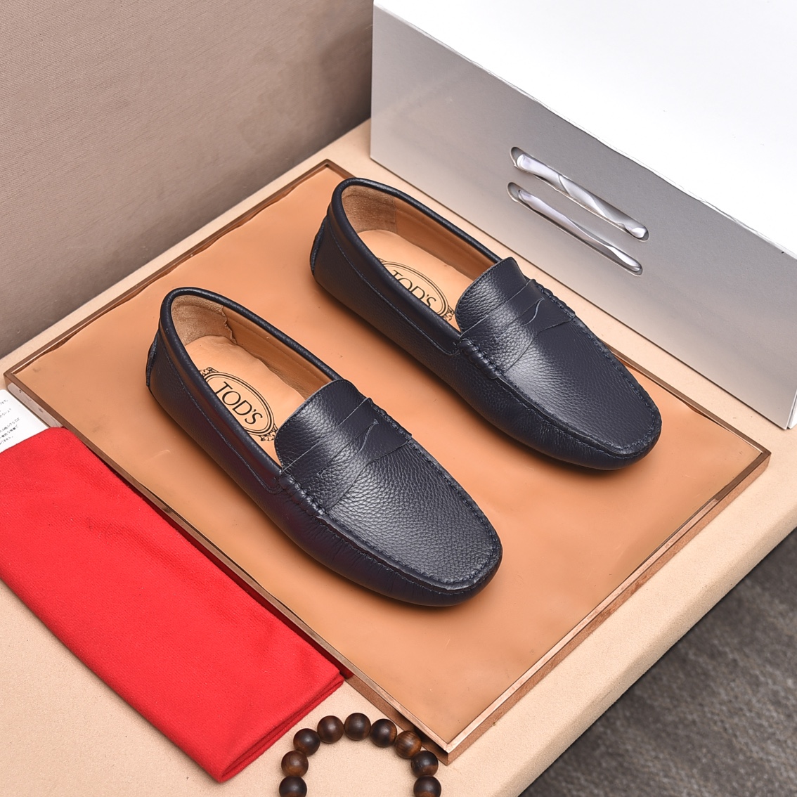 Precio de fábrica 【Tods】 zapatos de soja de los hombres Contador sincronizado nuevo Calidad de gama 