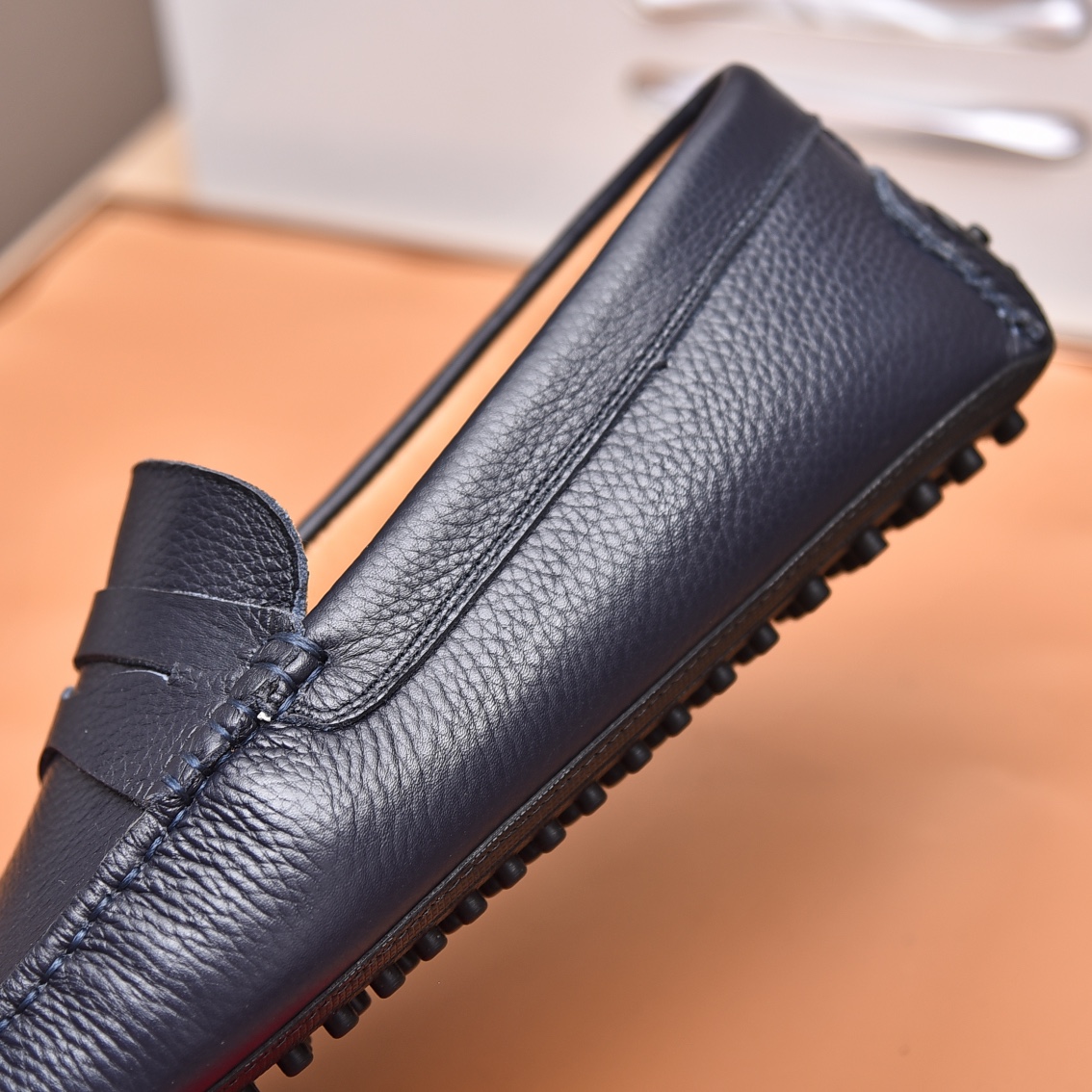 Precio de fábrica 【Tods】 zapatos de soja de los hombres Contador sincronizado nuevo Calidad de gama 
