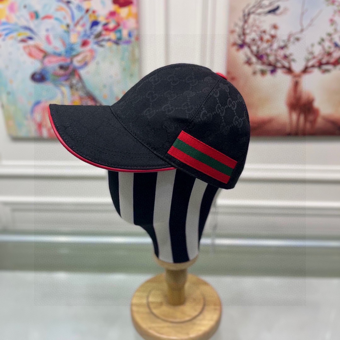 Gucci Hats Baseball Cap Red Unisex Canvas Cowhide Fashion