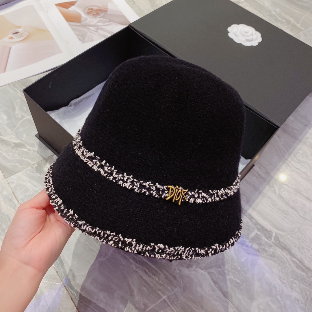 Dior Hats Straw Hat Knitting Fall/Winter Collection