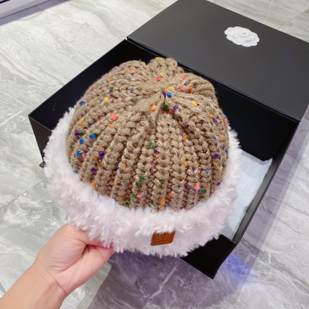 Loewe Hats Knitted Hat Highest Product Quality
 Knitting Wool