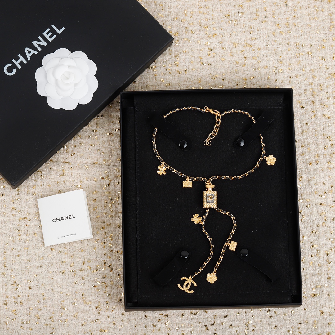 NO:104146,203098 [Produced by us] Ch@nel perfume bottle long necklace ZP8500, consult customers with a large amount!  【Ch@nel perfume bottle long necklace】The fairy product that must be bought is very elegant, with a special upper body that is particularly shaped by the face, Chanel necklace, chanel, necklace19860909203098【我们出品】Ch@nel香水瓶长项链 ZP8500 ,量大咨询客Fu！【Ch@nel香水瓶长项链】一定要入的仙品,特别特别有气质,上身特别修饰脸型,香奈儿项链,chanel,necklace,Jewelry