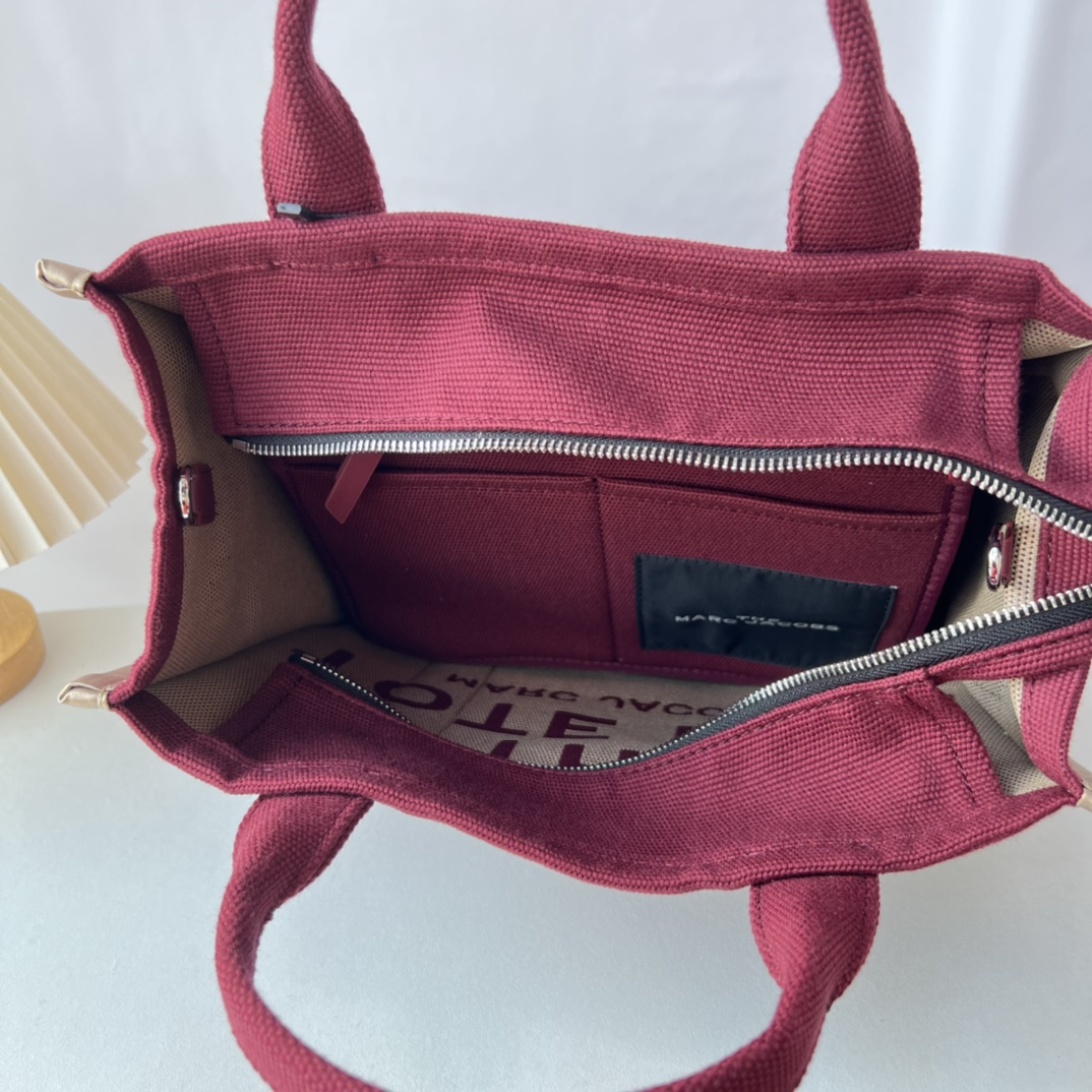 Marc Jacobs Marc Jacobs 小号尺寸：33*28*13
