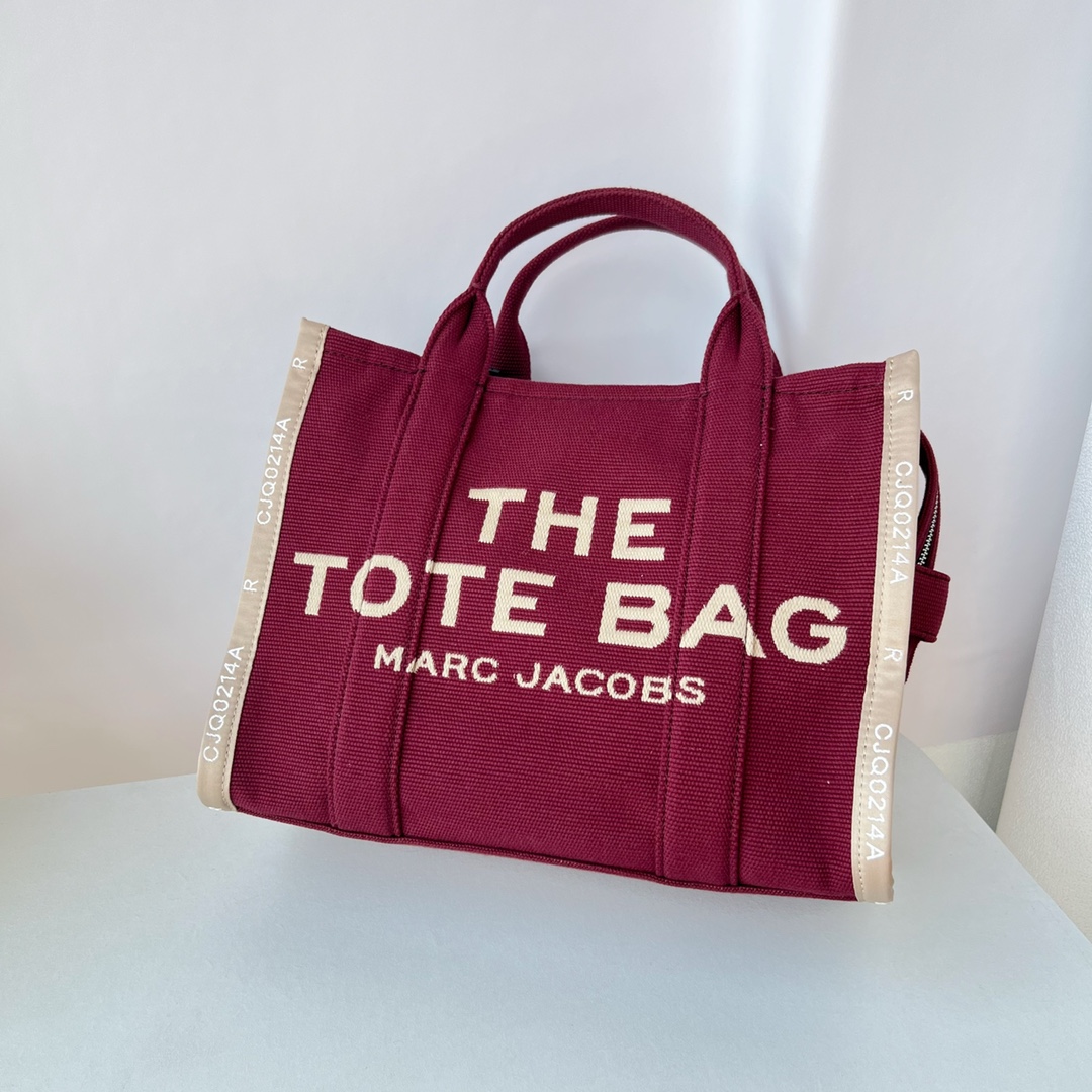 Marc Jacobs Marc Jacobs 小号尺寸：33*28*13
