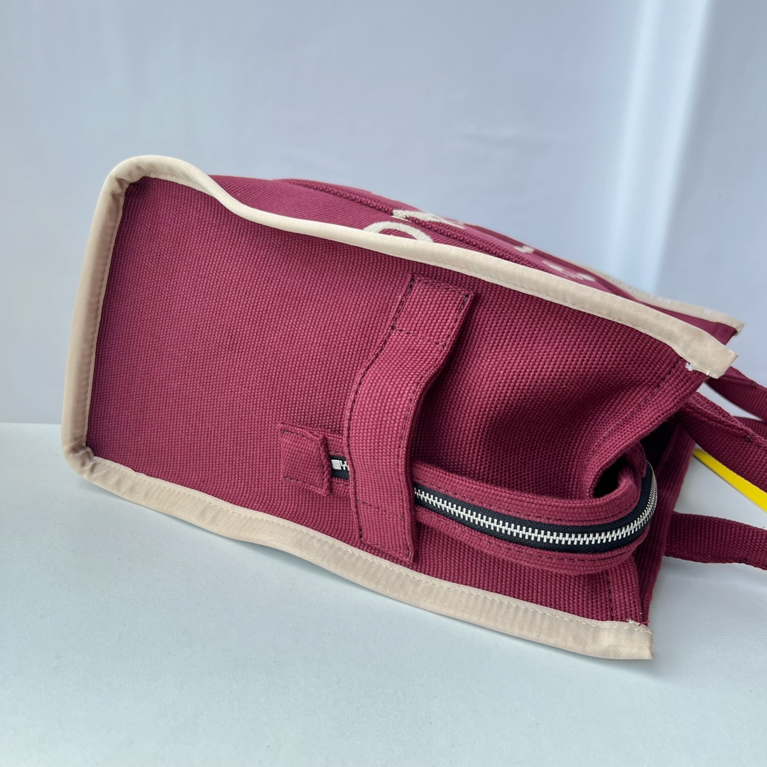 Marc Jacobs Marc Jacobs 2022托秋冬新品，大号尺寸：41*34*15